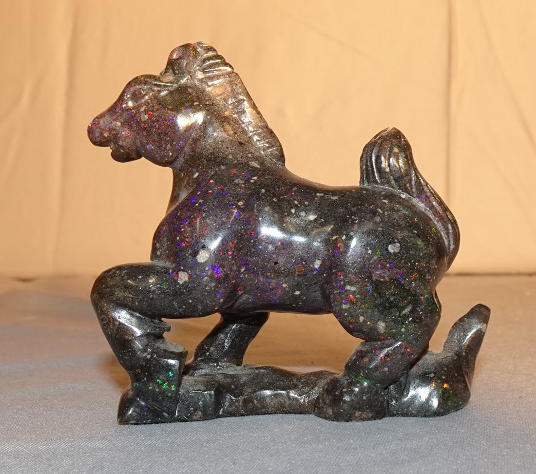 STONE OPAL CARVING OF HORSE STATUE (1 of 5)