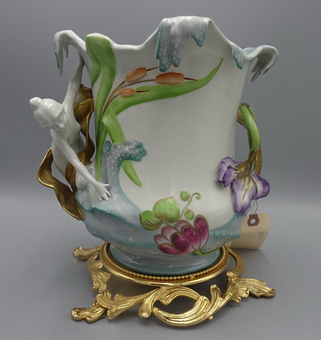 VINTAGE PORCELAIN GIULIA MANGANI CACHE POT (1 of 5)