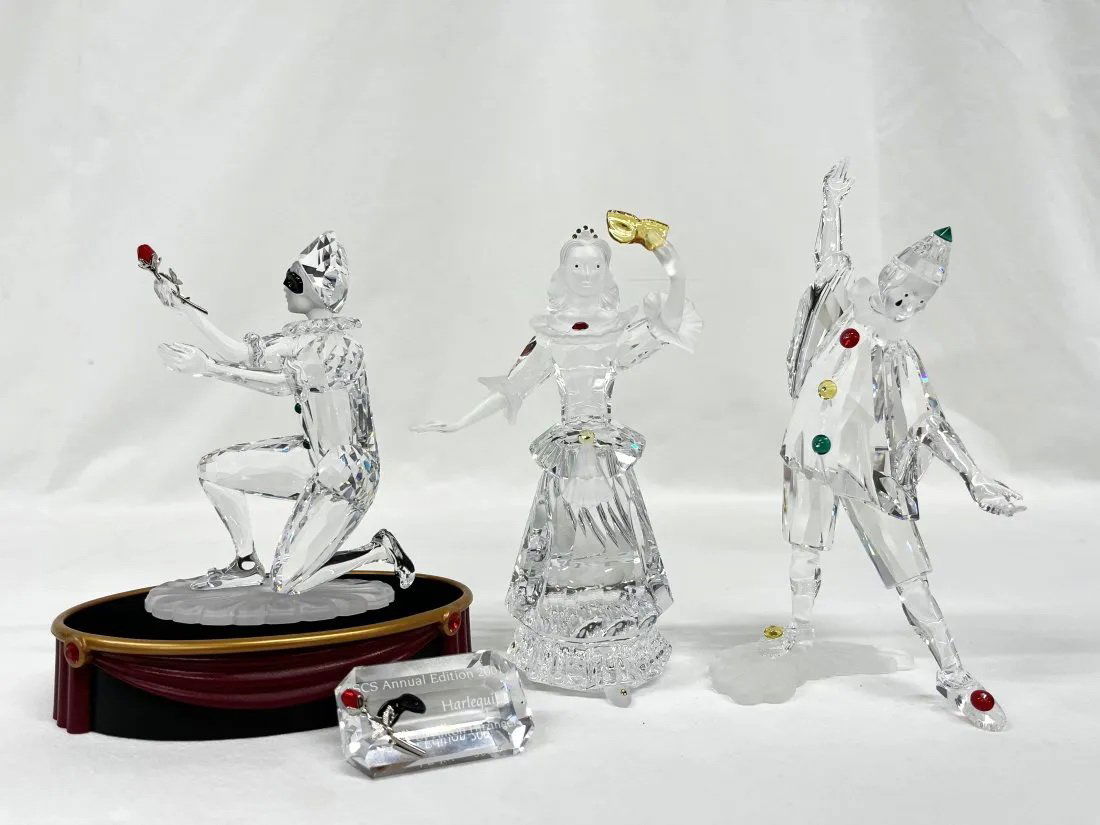 SWAROVSKI CRYSTAL MASQUERADE SET STATUES FIGURINES (1 of 5)