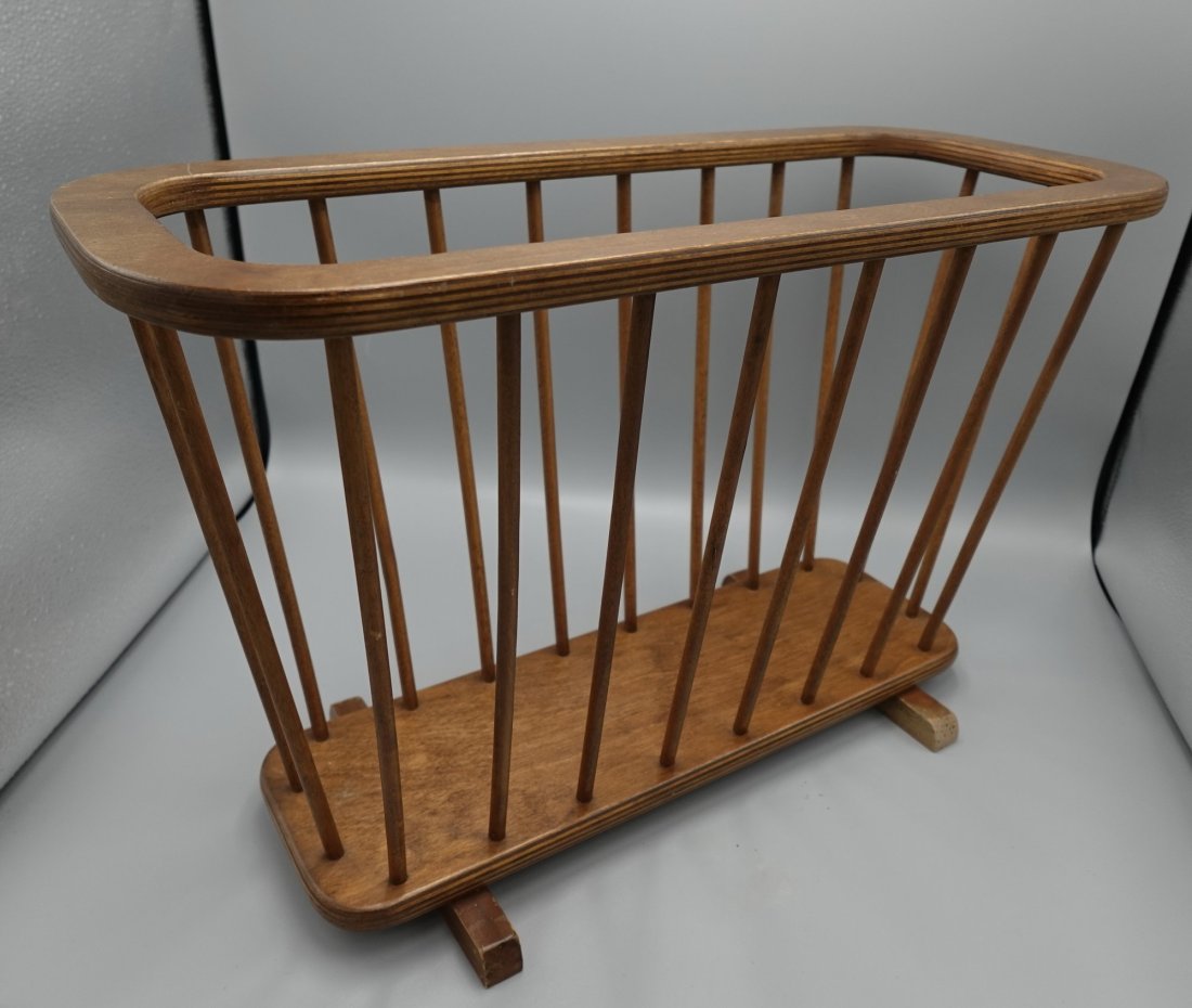 WONDERFUL ARTHUR UMNOFF MID CENTURY WOOD MAGAZINE RACK HOLDER (1 of 5)