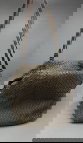 LARGE BOTTEGA VENETA LEATHER BAG (1 of 12)