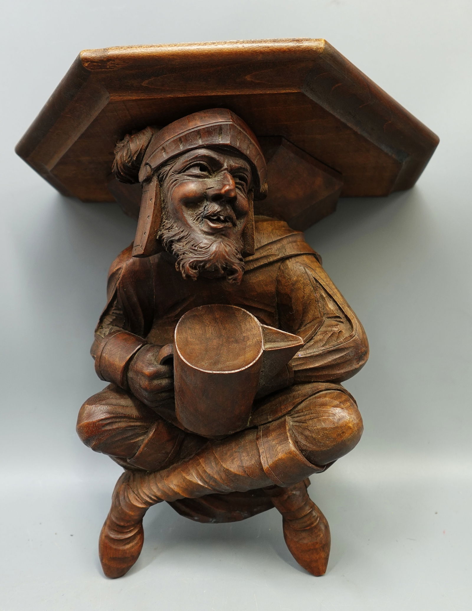 ANTIQUE HAND CARVED BLACK FOREST WOOD WALL SHELF SCULPTURE STATUE (1 of 7)