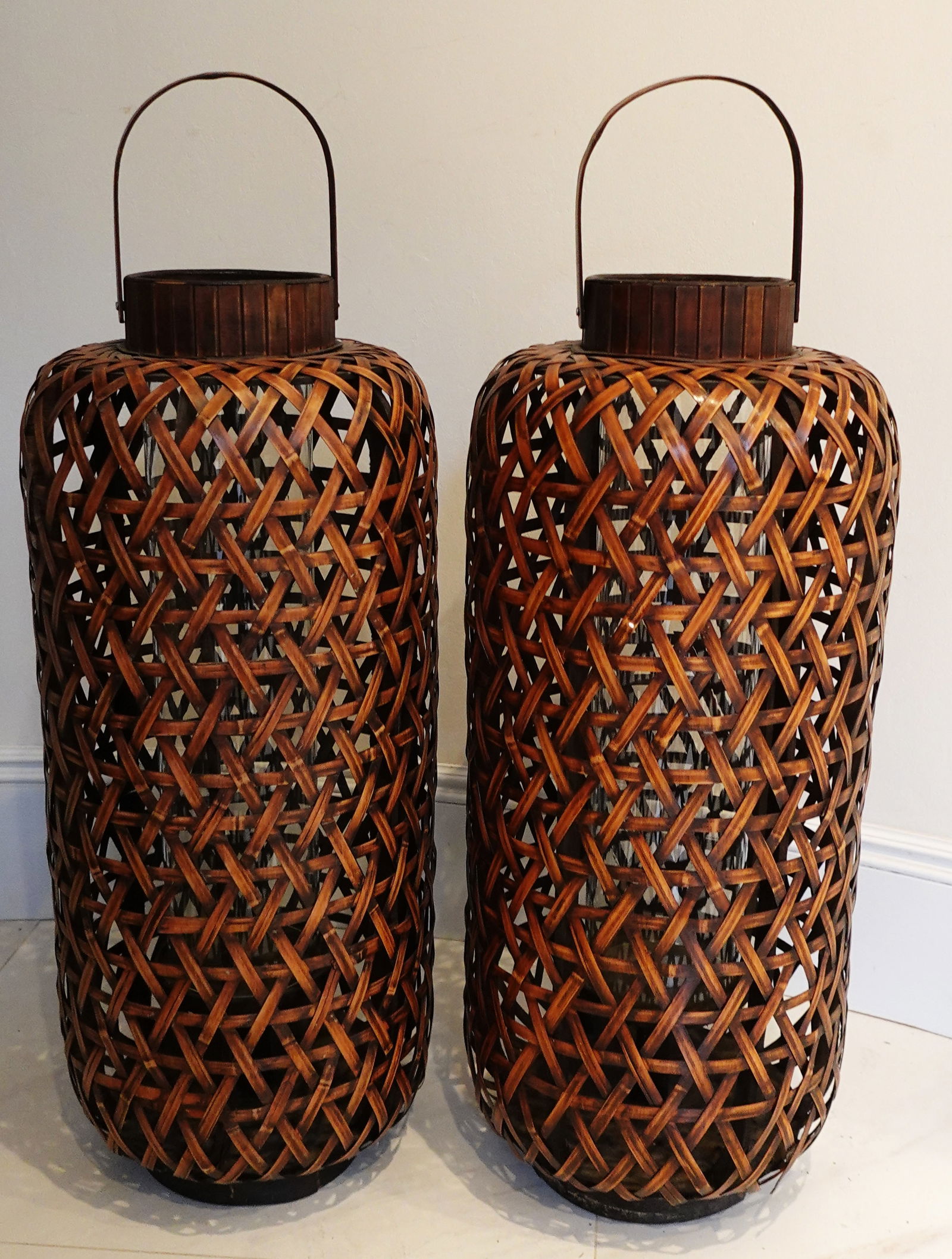 PAIR OF LARGE ANTIQUE ASIAN JAPANESE WICKER BASKET LANTERNS (1 of 7)