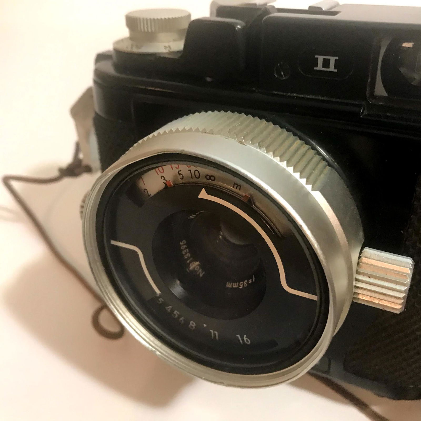 Nikon Nikonos II 35mm Underwater All-Weather Film: Nikon Nikonos II 35mm Underwater All-Weather Film Camera & Nikkor F2.5 Lens Very Nice Please view all photos as they are part of the description and condition of this item.