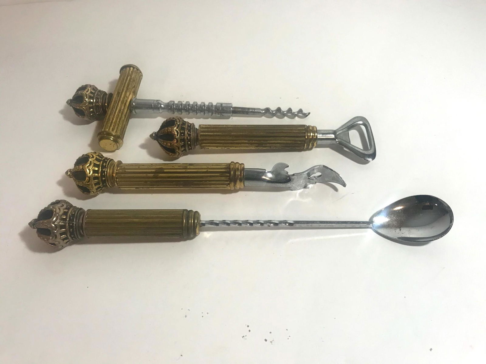 Vintage Bar Tools, Wine corker, bootle opener: Vintage Bar Tools, Wine corker, bootle opener and more Please view all photos as they are part of the description and condition of this Item, Feel free to contact me with questions or picture requests