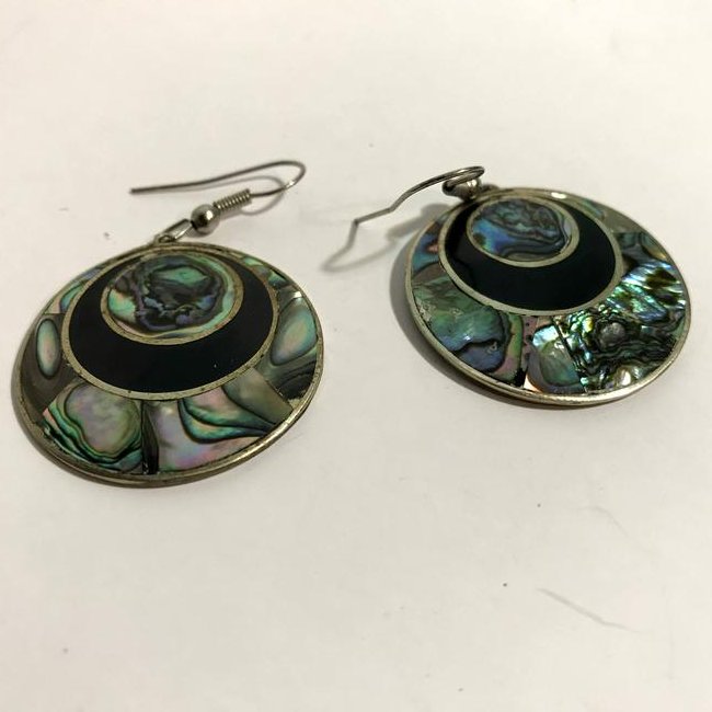 Alpaca Silver Mexico Abalone Drop Earrings: Large Alpaca Silver Mexico Round Abalone Drop Earrings Please view all photos as they are part of the description and condition of this Item, Feel free to contact me with questions or picture requests