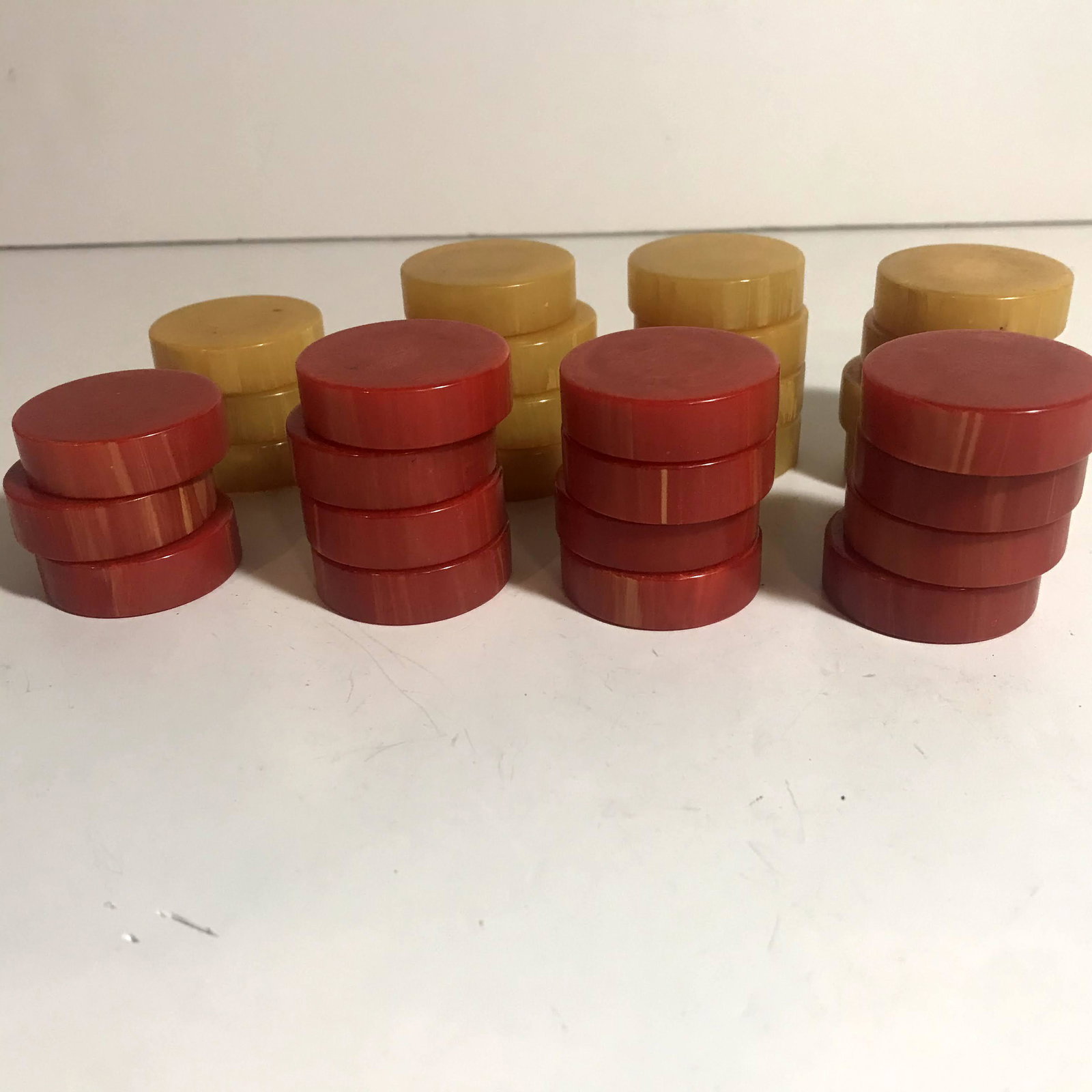 30 Bakelite Yellow & Cherry Red Backgammon: 30 Bakelite Butterscotch Yellow & Cherry Red Backgammon Pieces Swirled Marbled Please view all photos as they are part of the description and condition of this Item, Feel free to contact me with quest