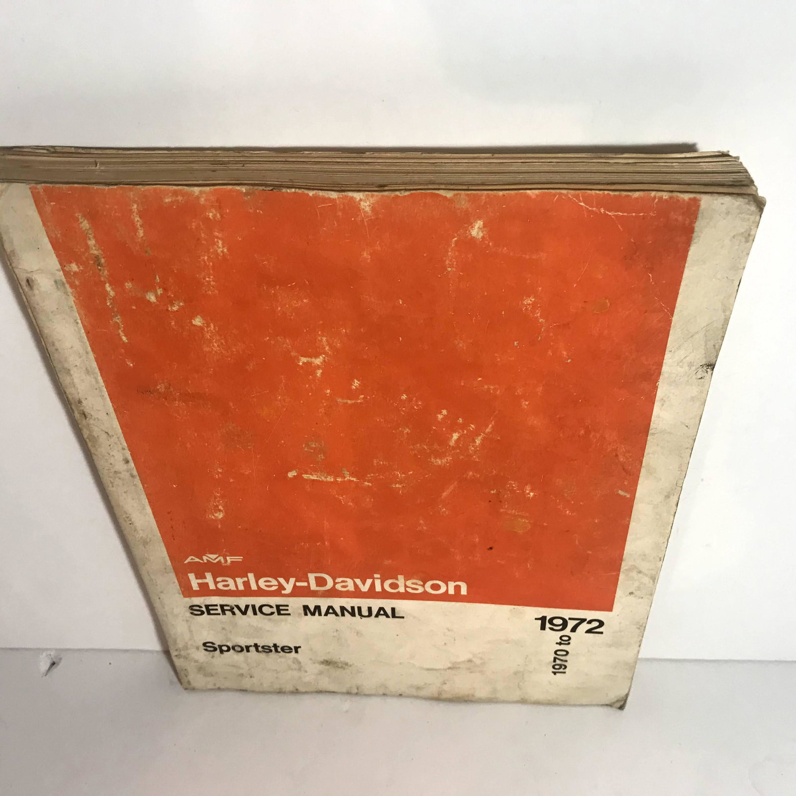 1970 - 1972 Harley Davidson Sportster Manual: 1970 - 1972 Harley Davidson Sportster Service Manual Please view all photos as they are part of the description and condition of this Item, Feel free to contact me with questions or picture requests!.