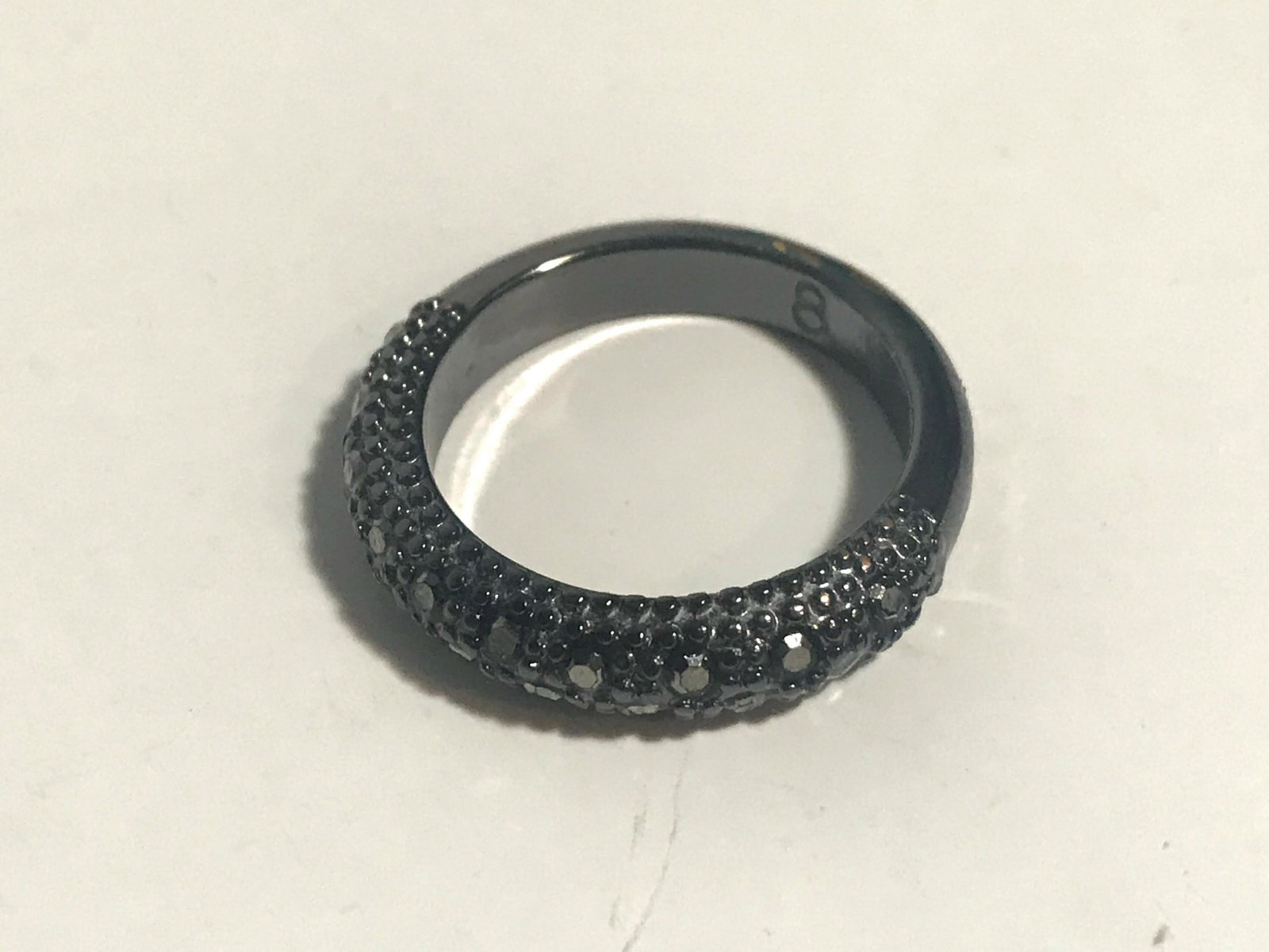 Vintage marcasite Band Ring, Size 8: Vintage marcasite Band Ring, Size 8 Please view all photos as they are part of the description and condition of this Item, Feel free to contact me with questions or picture requests!. Used Item AS IS