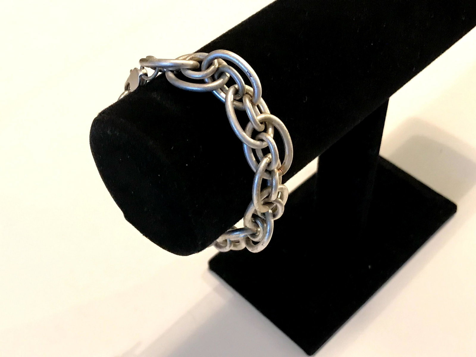 Nice Wide Silver Chain Bracelet: Nice Wide Silver Chain Bracelet Please view all photos as they are part of the description and condition of this Item, Feel free to contact me with questions or picture requests!.