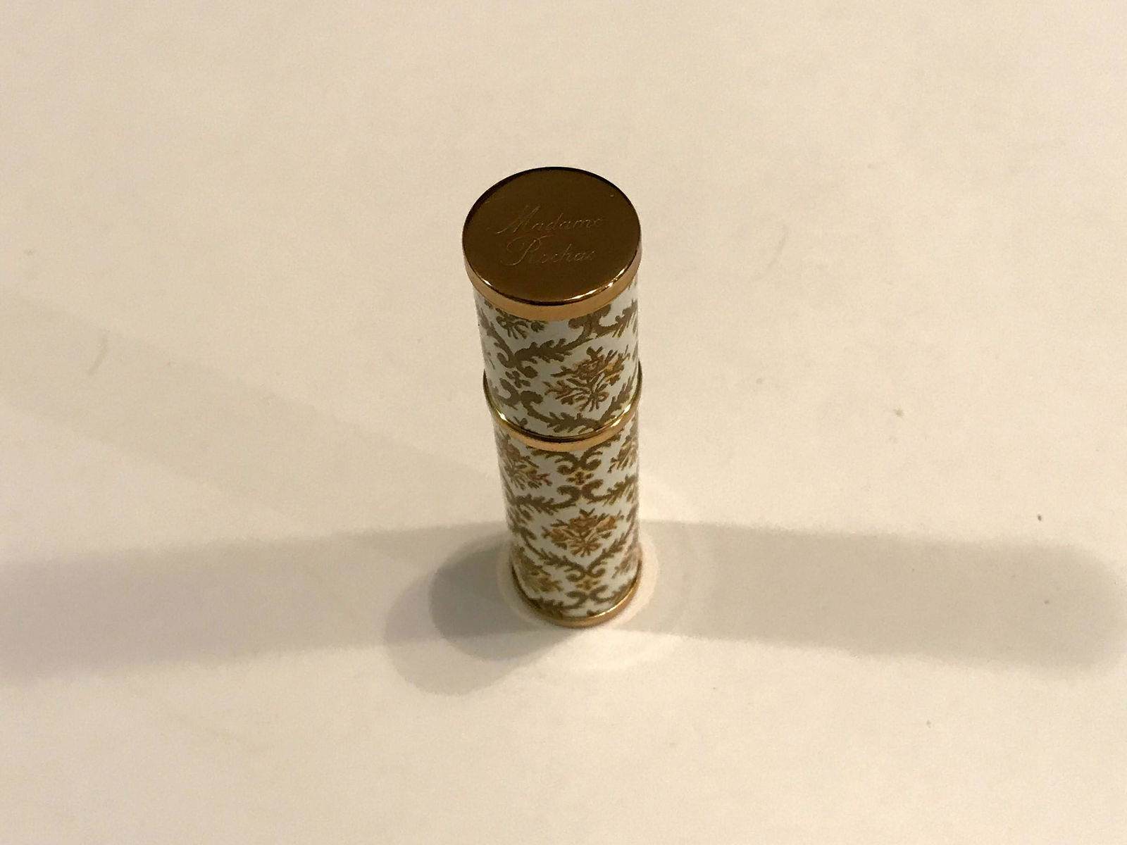 Vintage MADAME ROCHAS Perfume Purse Spray: Vintage half full MADAME ROCHAS Perfume Cologne ATOMIZER Purse Spray floral design Please view all photos as they are part of the description and condition of this Item, Feel free to contact me with q