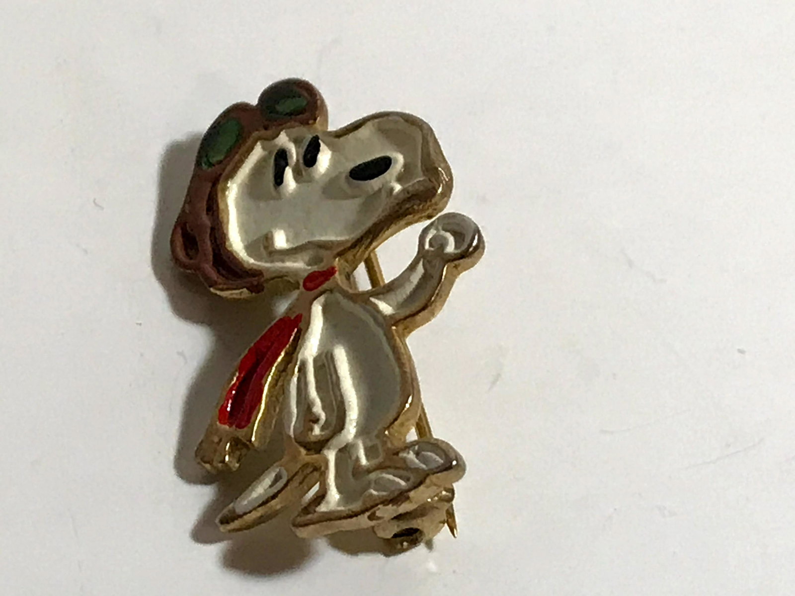 Snoopy Pin Vintage 60s Brooch Enamel: Snoopy Pin Vintage 60s Brooch Enamel Flying Ace Peanuts Character Signed United view all photos as they are part of the description and condition of this Item, Feel free to contact me with questions o