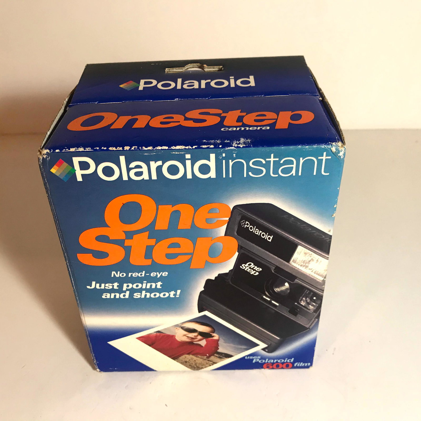 Polaroid One Step Close Up 600 Instant Film Camera With: Please view all photos as they are part of the description and condition of this Item, Feel free to contact me with questions or picture requests!. Working Used Item AS IS