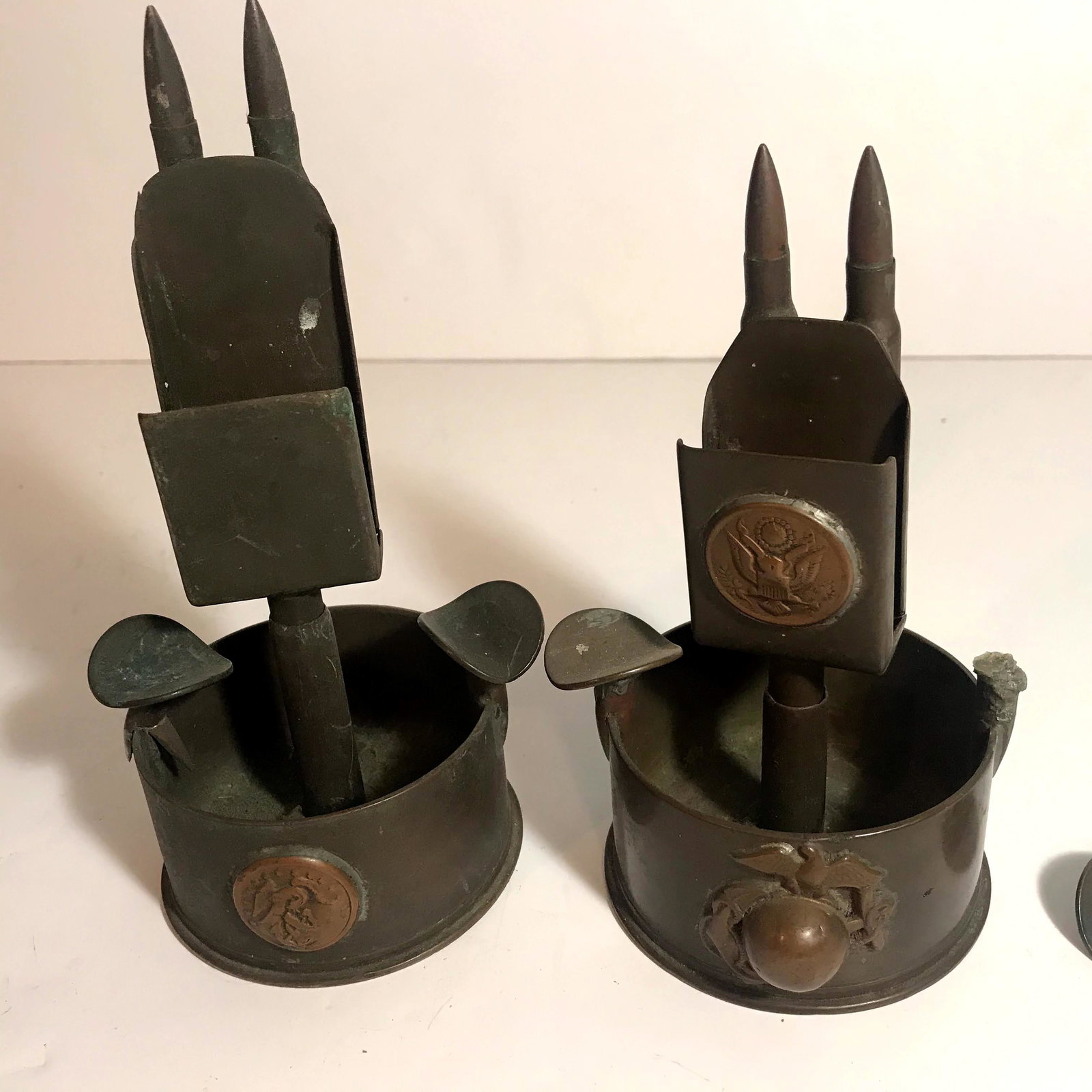 Vintage Trench Art Brass WWI Ashtray German Shell: Vintage Trench Art Brass WWI Ashtray German Shell Real Nice, 1 coin has come off Please view all photos as they are part of the description and condition of this Item, Feel free to contact me with que