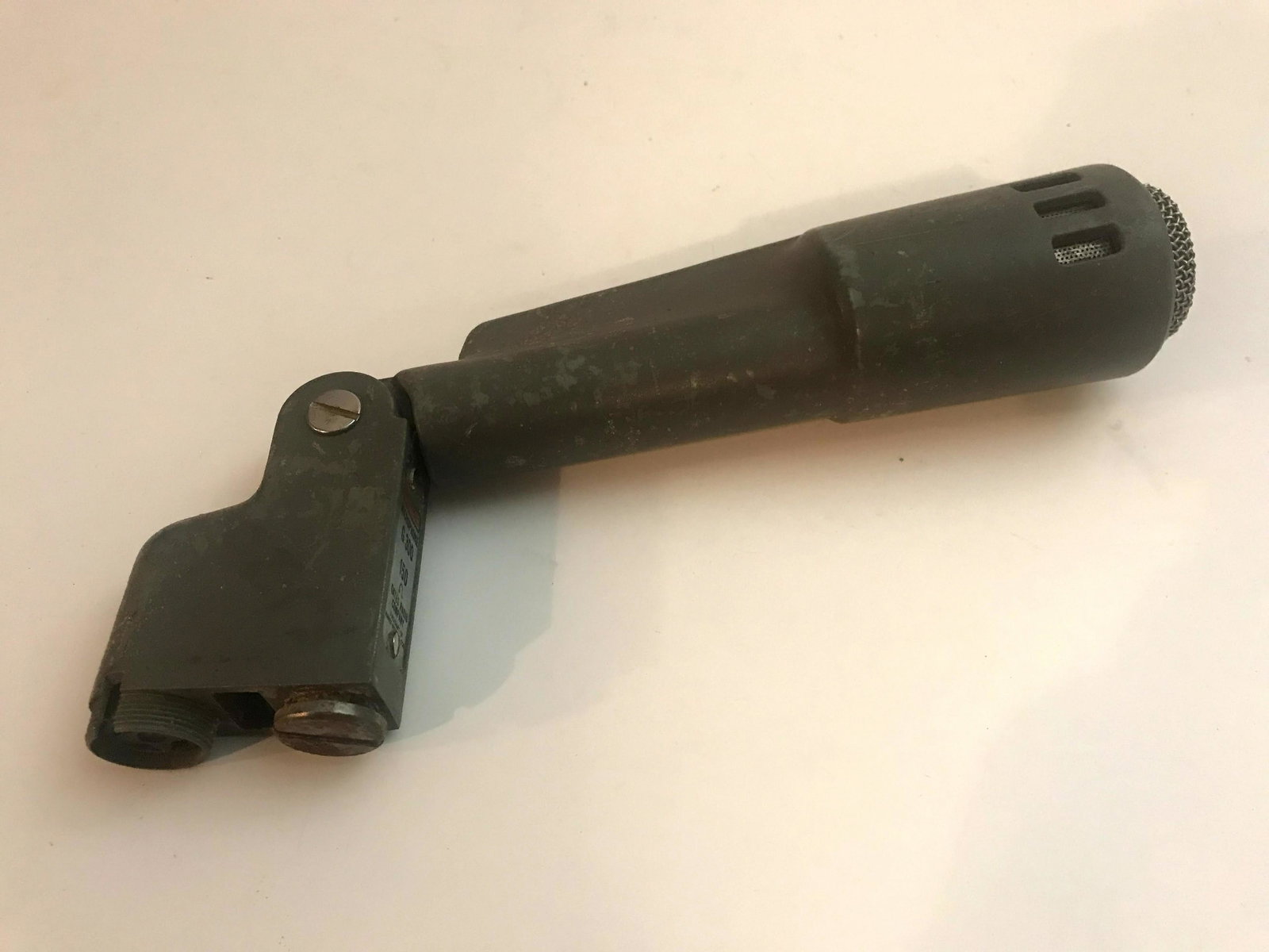 Vintage and Rare Gates G 300 Microphone heavy: Vintage and Rare Gates G 300 Microphone Please view all photos as they are part of the description and condition of this Item, Feel free to contact me with questions or picture requests!. Used Item AS