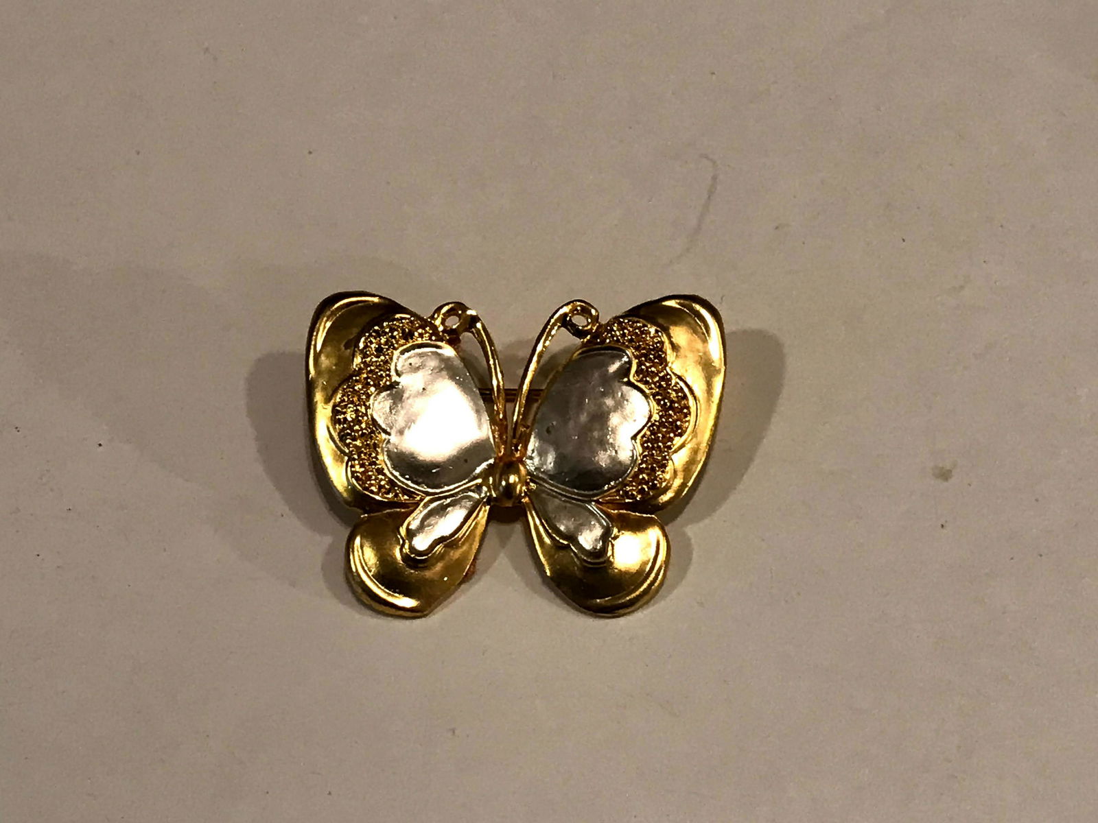 Butterfly Brooch Gold Plated 18K New Nice !!! (1 of 5)