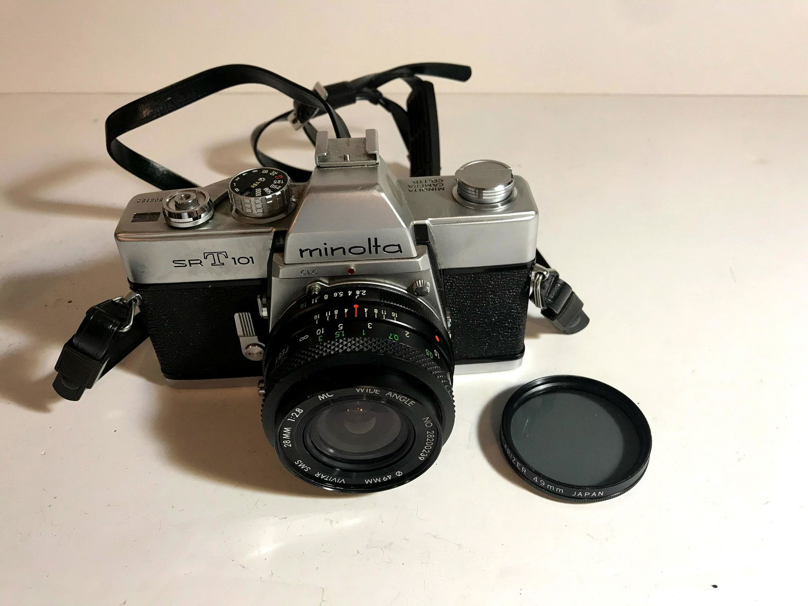 Minolta Srt 101 35mm camera (1 of 5)