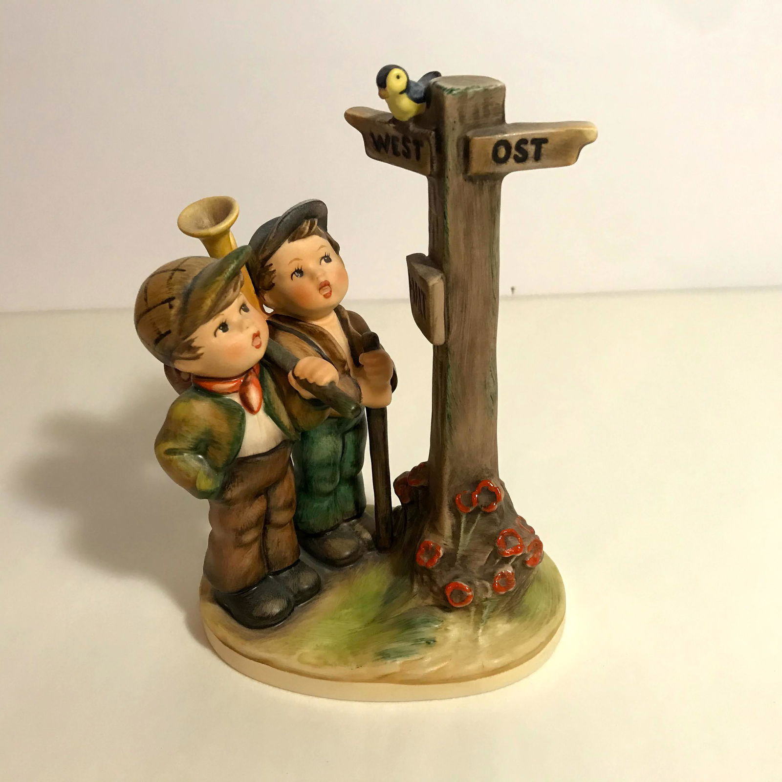 Hummel Crossroads Freedom Edition #331 (1 of 5)