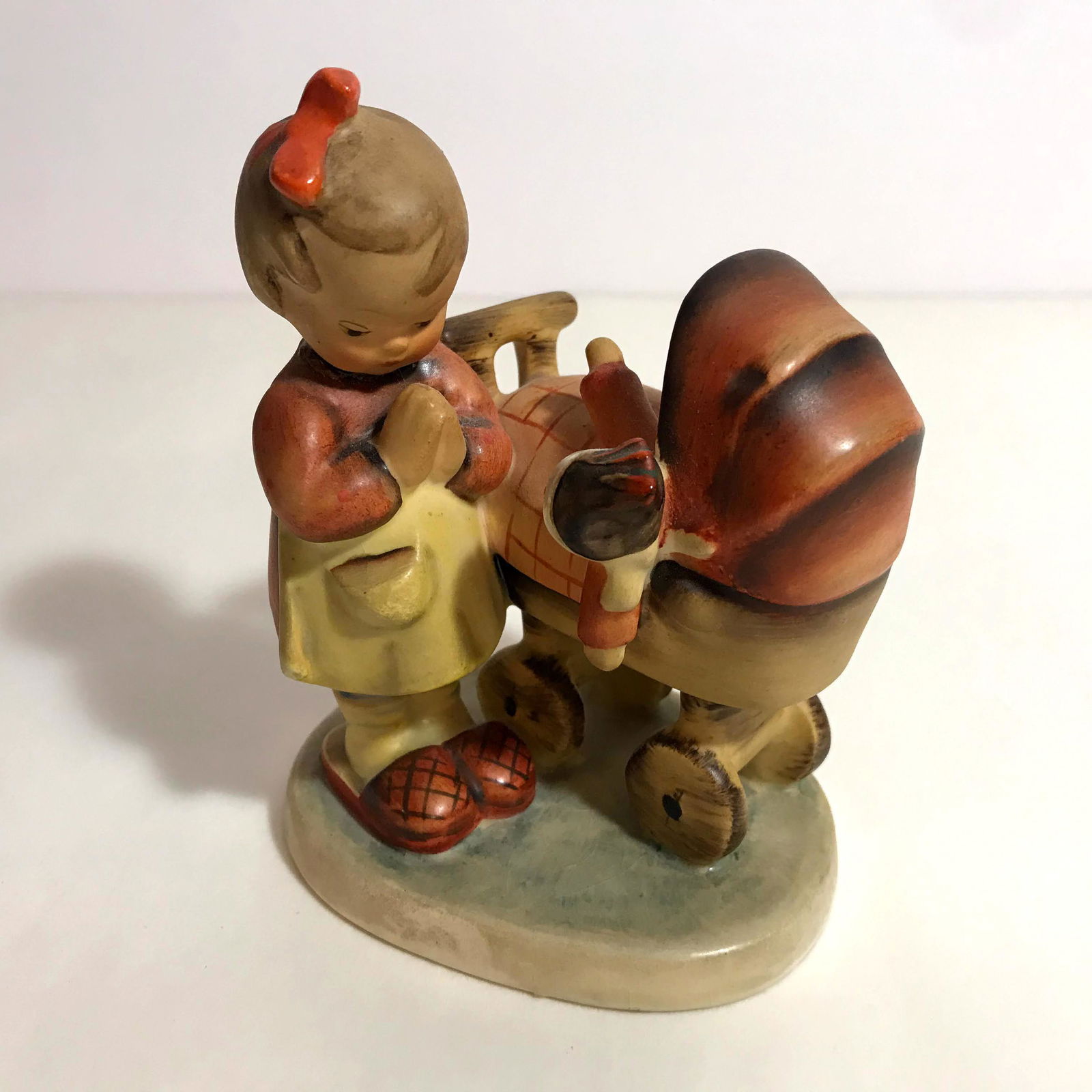 Hummel Figurine 67 ÃƒÂ¢Ã‚Â€Ã‚ÂœDoll MotherÃƒÂ¢Ã‚Â€ (1 of 5)