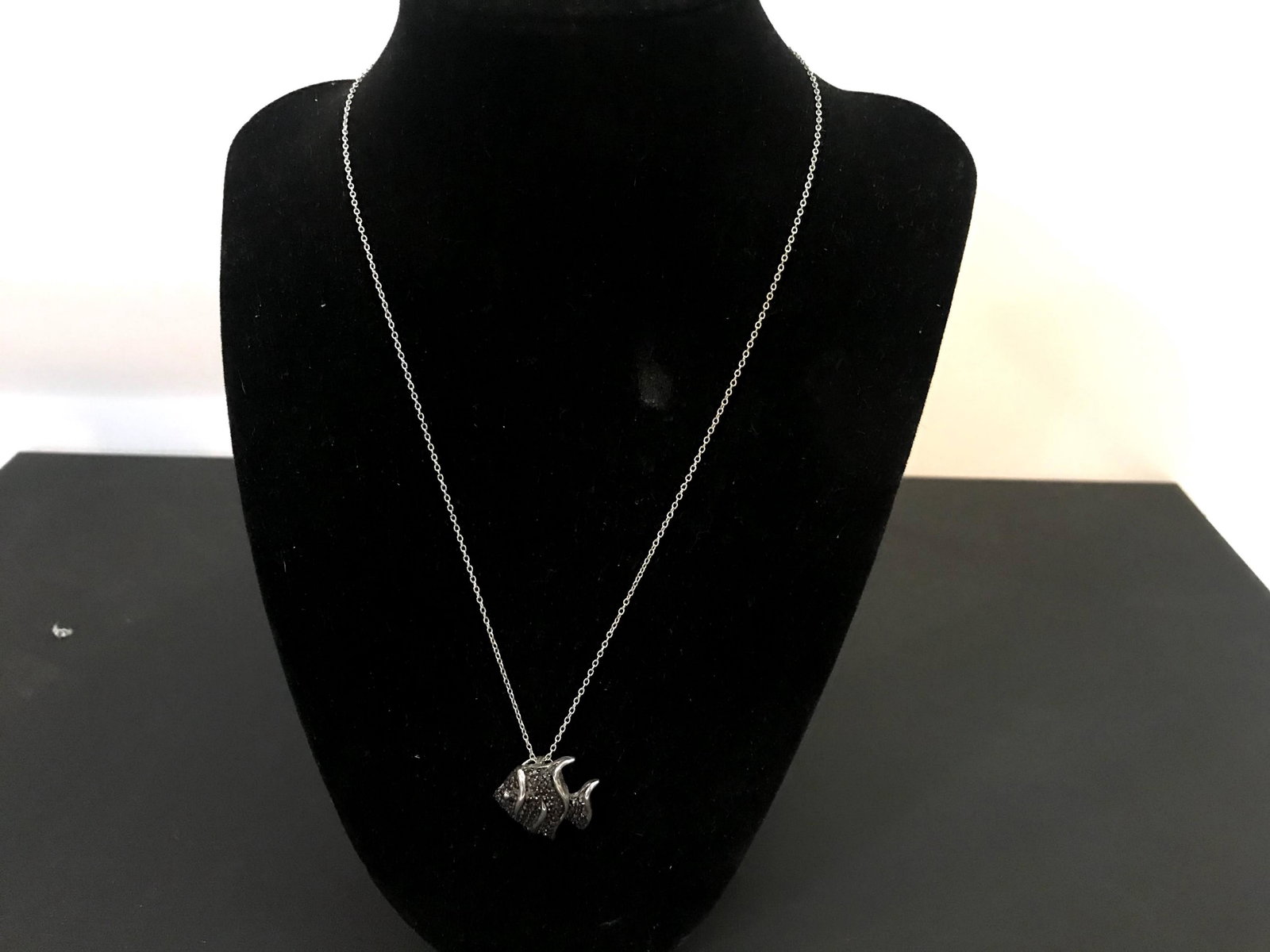 Vintage Sterling Silver Marcasite Brooch Pin Fish: Vintage Sterling Silver Marcasite Brooch Pin Fish Necklace Please view all photos as they are part of the description and condition of this Item, Feel free to contact me with questions or picture requ