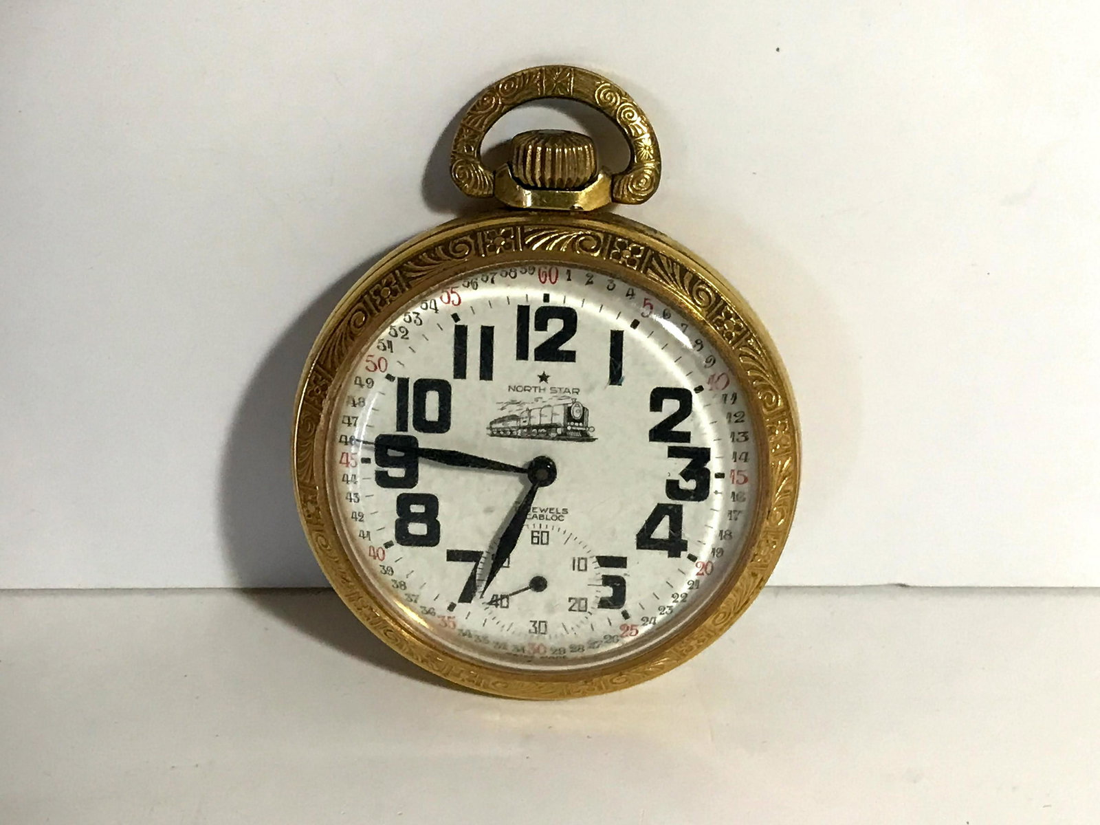 Vintage North Star 17 Jewels Train Pocket Watch: Vintage North Star 17 Jewels Working Train Pocket Watch Please view all photos as they are part of the description and condition of this Item, Feel free to contact me with questions or picture request