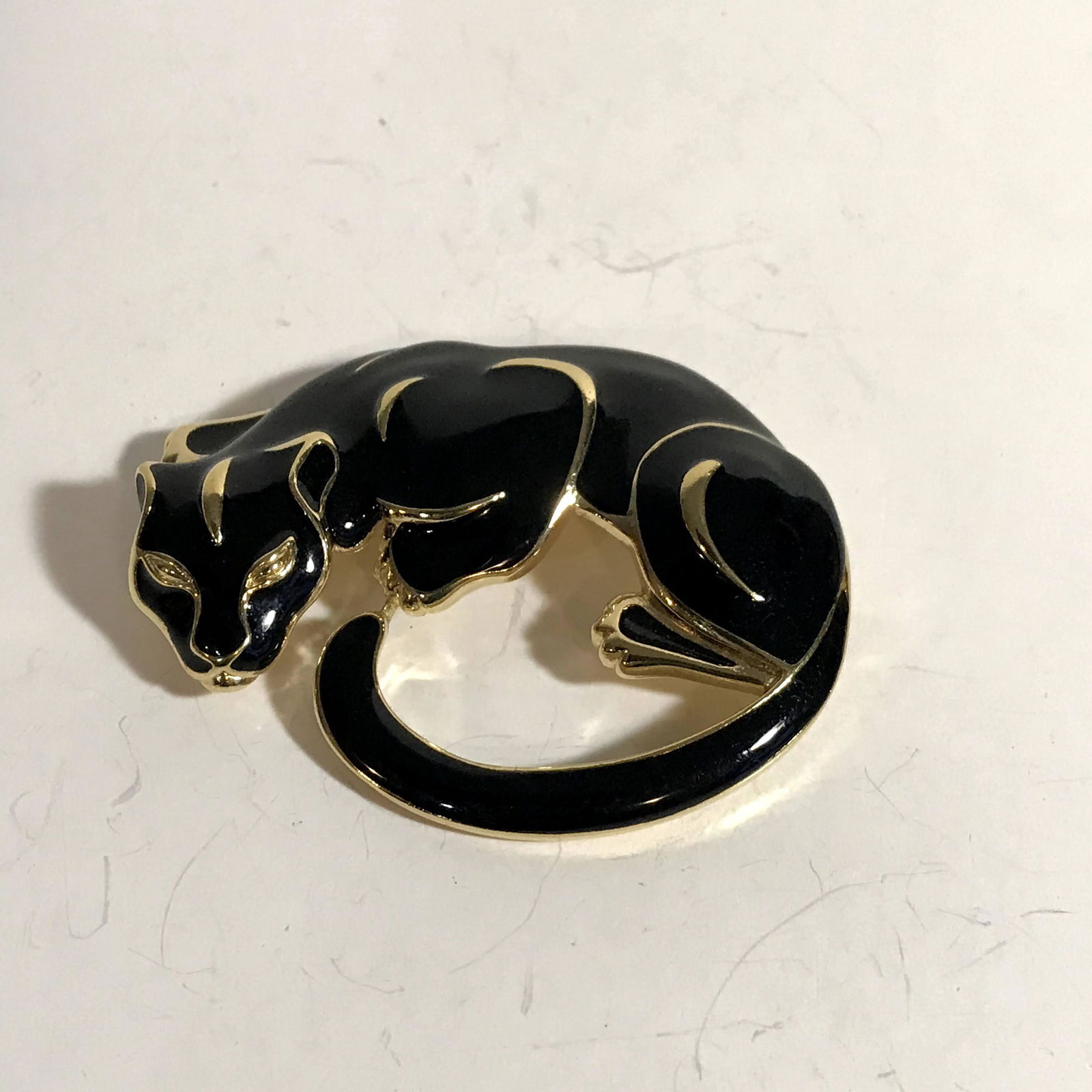 TRIFARI Panther Brooch Black Enamel Cat Jaguar Signed (1 of 5)