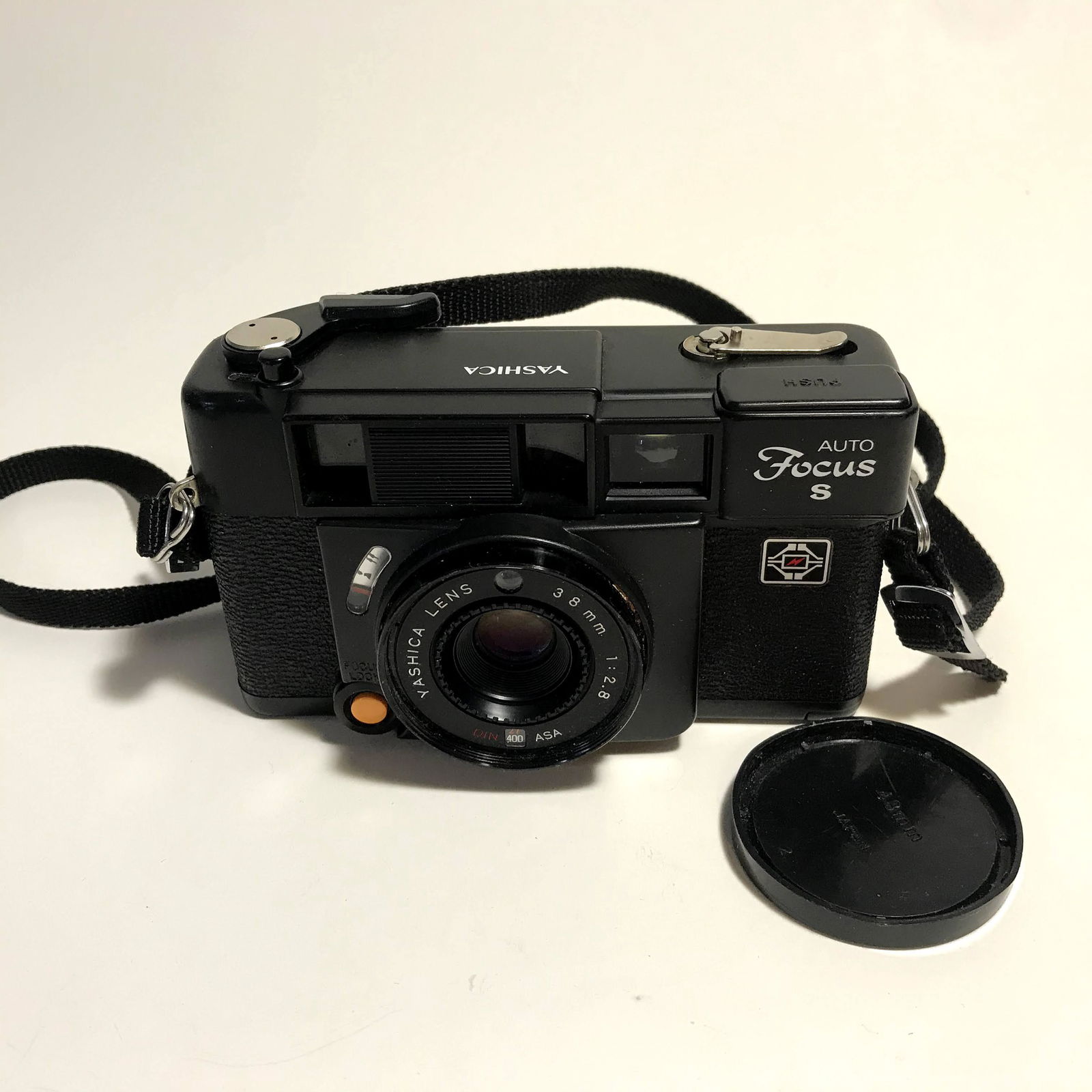 Yashica Auto Focus S 35mm Film Camera (1 of 4)