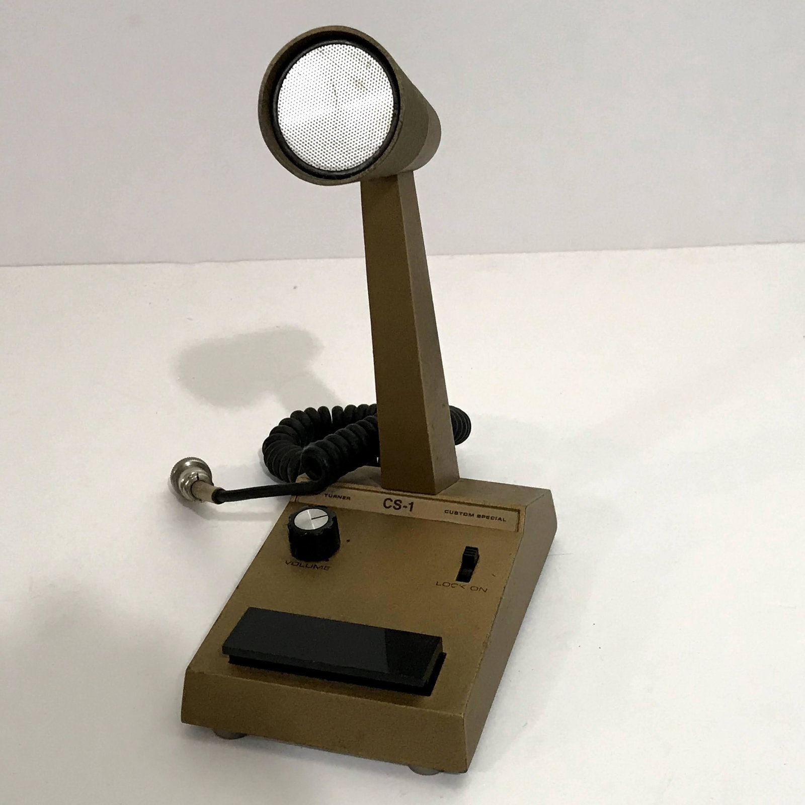Vintage Ham Radio Mic Turner CS-1 Custom Special Base: Vintage Ham Radio Mic Turner CS-1 Custom Special Base Microphone Please view all photos as they are part of the description and condition of this Item, Feel free to contact me with questions or pictur