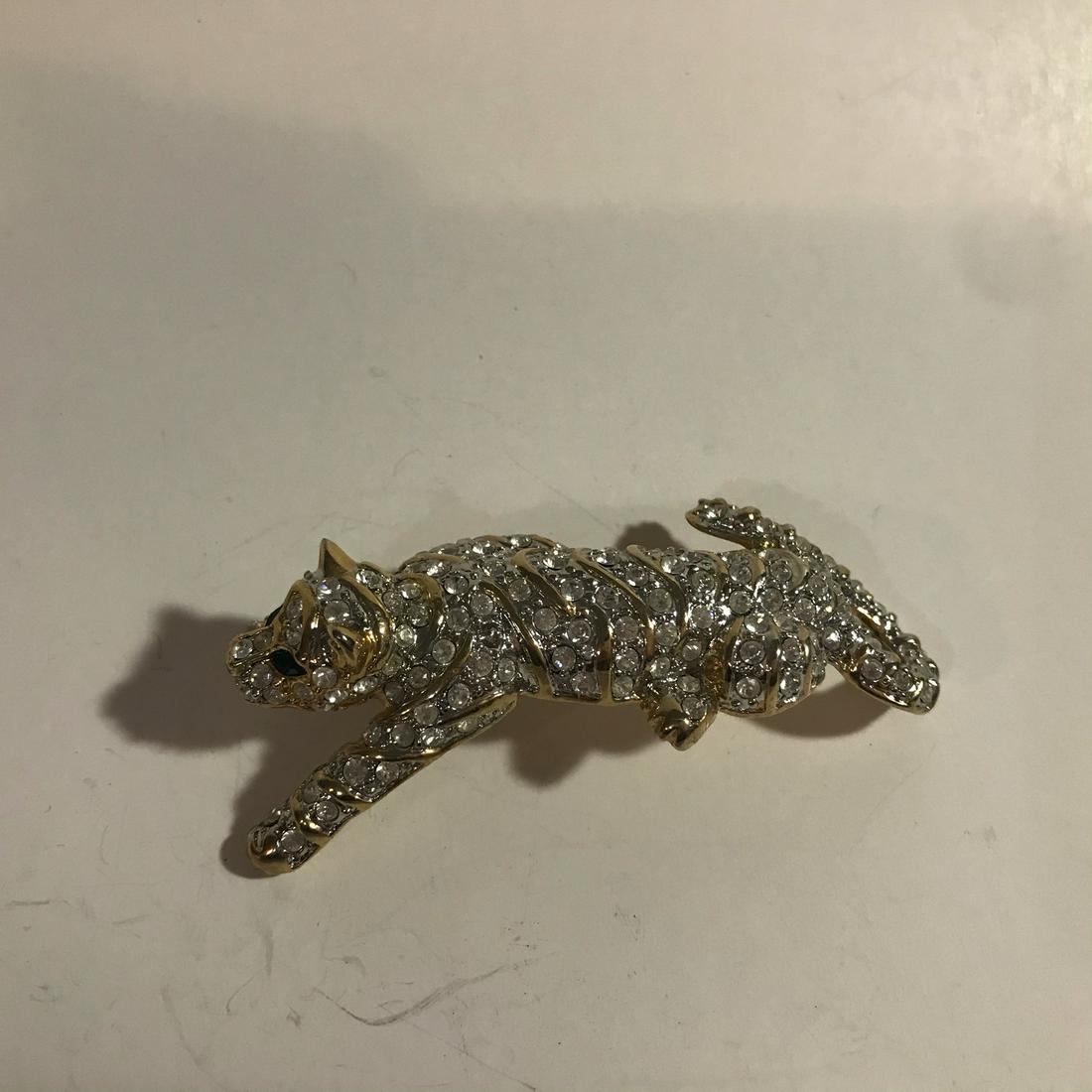 Vintage Green Eyed Cat Rhinestone Brooch Pin 2 3/4": Vintage Green Eyed Cat Rhinestone Brooch Pin 2 3/4" Please view all photos as they are part of the description and condition of this Item, Feel free to contact me with questions or picture requests!. 