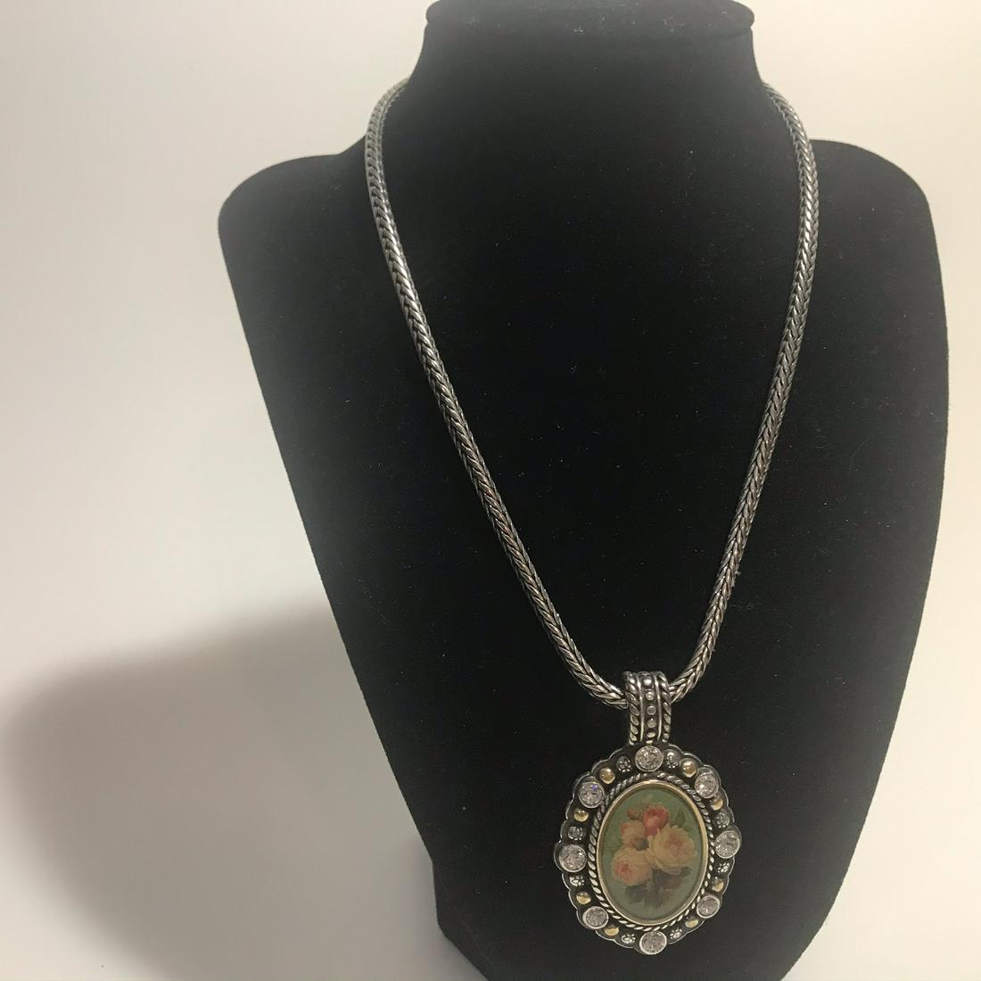 Brighton Victorian Women's Silver Necklace Chain: Brighton Victorian Women's Silver Necklace Oval Floral Pendant Wheat Chain Please view all photos as they are part of the description and condition of this Item, Feel free to contact me with questions