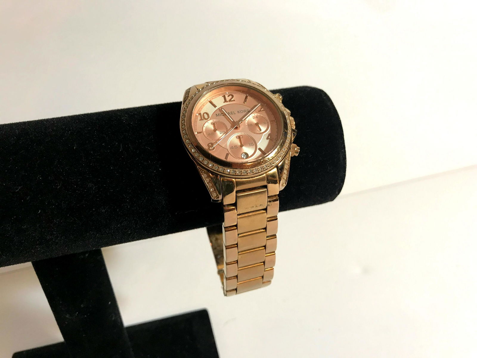 Michael Kors Women's Chronograph Quartz Watch: Michael Kors Working Women's Blair Glitz MK5263 Chronograph Rose-Gold SS Quartz Watch Please view all photos as they are part of the description and condition of this Item, Feel free to contact me wit