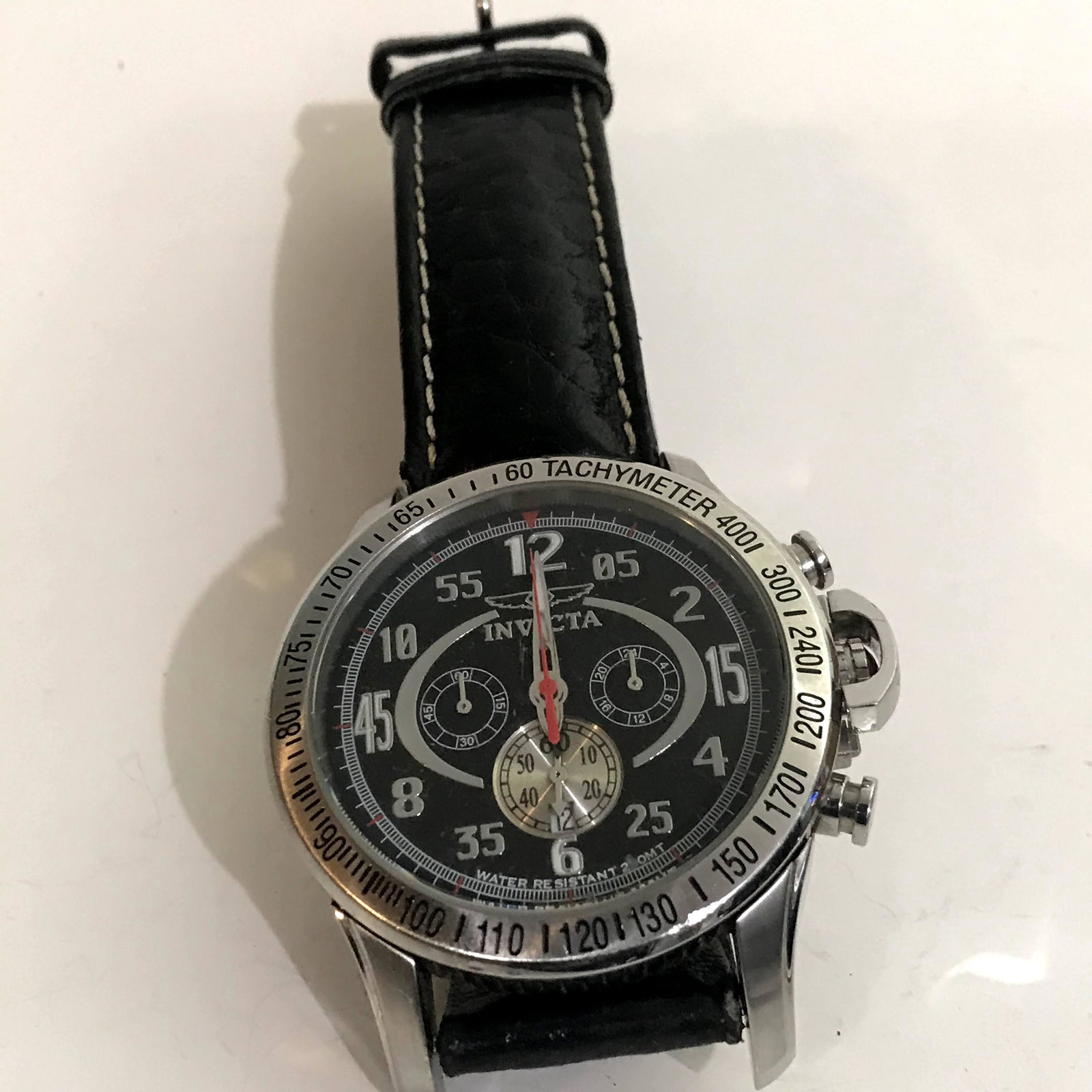 Invicta Mens Chronograph Movement 2810 200MT Watch: Invicta Mens Chronograph Movement 2810 200MT Watch Working Please view all photos as they are part of the description and condition of this Item, Feel free to contact me with questions or picture requ