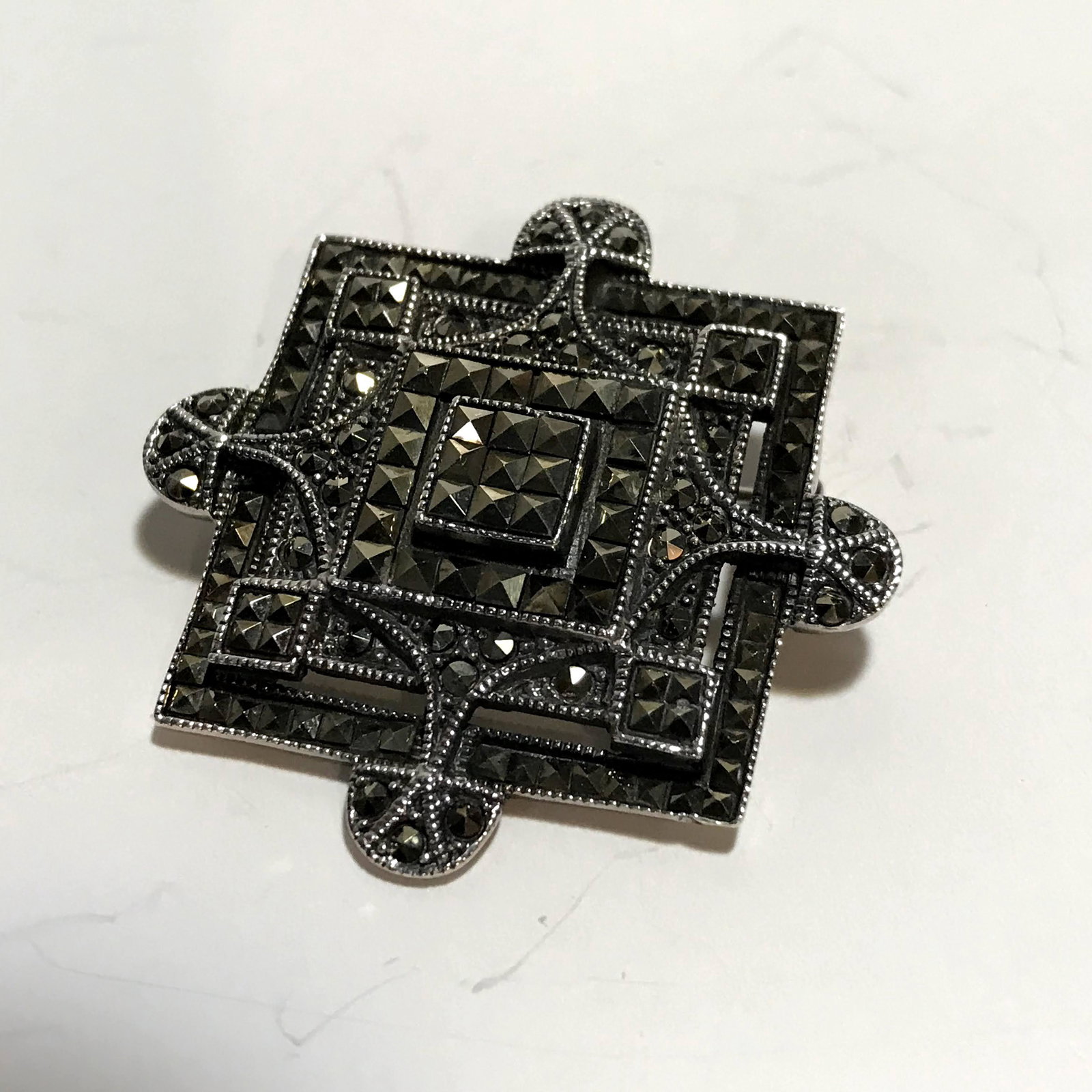 Vintage Sterling Silver 925 A marcasite Square Shape: Vintage Sterling Silver 925 A marcasite Square Shape Brooch Nice!!! Please view all photos as they are part of the description and condition of this Item, Feel free to contact me with questions or pic
