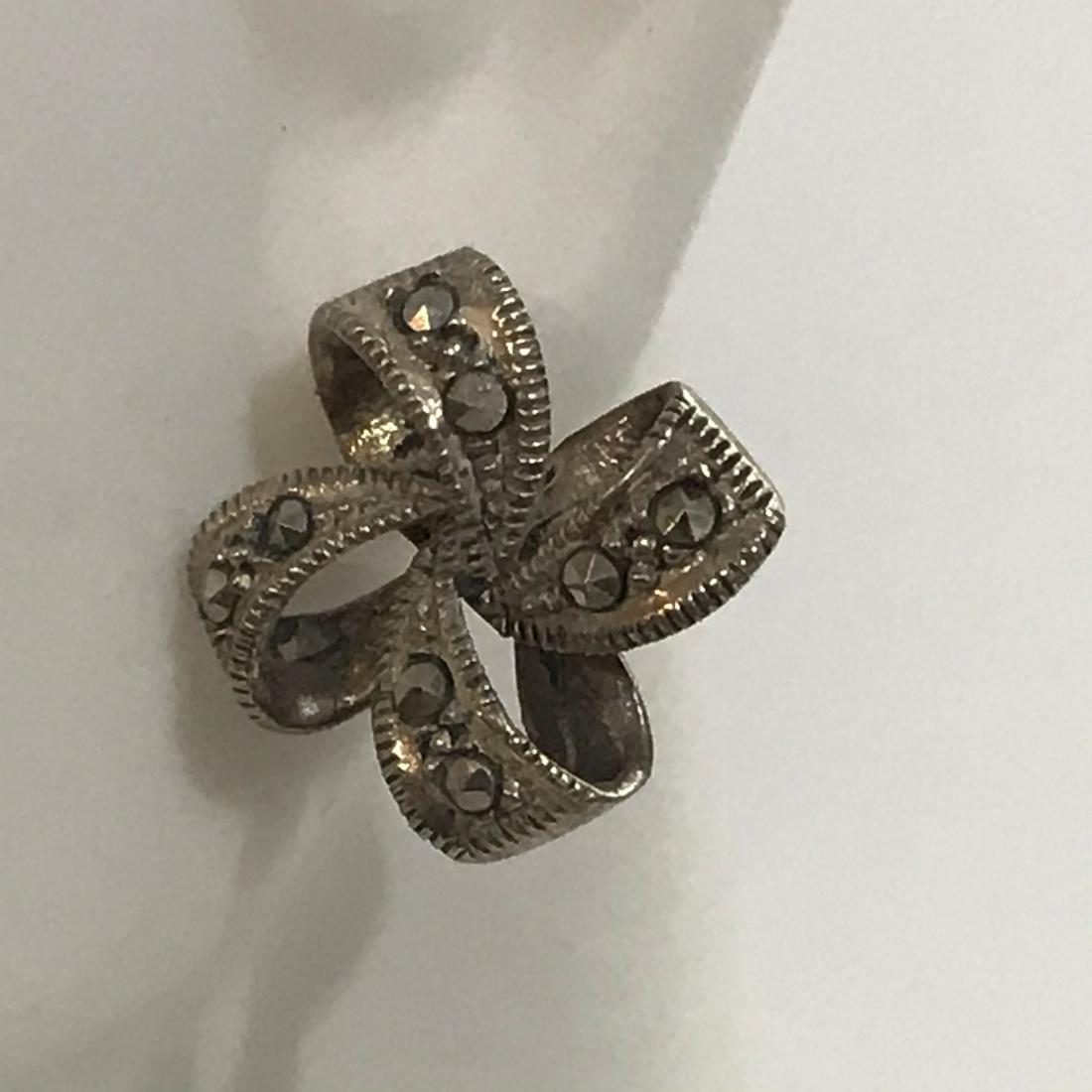 Earrings Vintage Marcasite Sterling Silver Earrings: Earrings Vintage Marcasite Sterling Silver Earrings Please view all photos as they are part of the description and condition of this Item, Feel free to contact me with questions or picture requests!