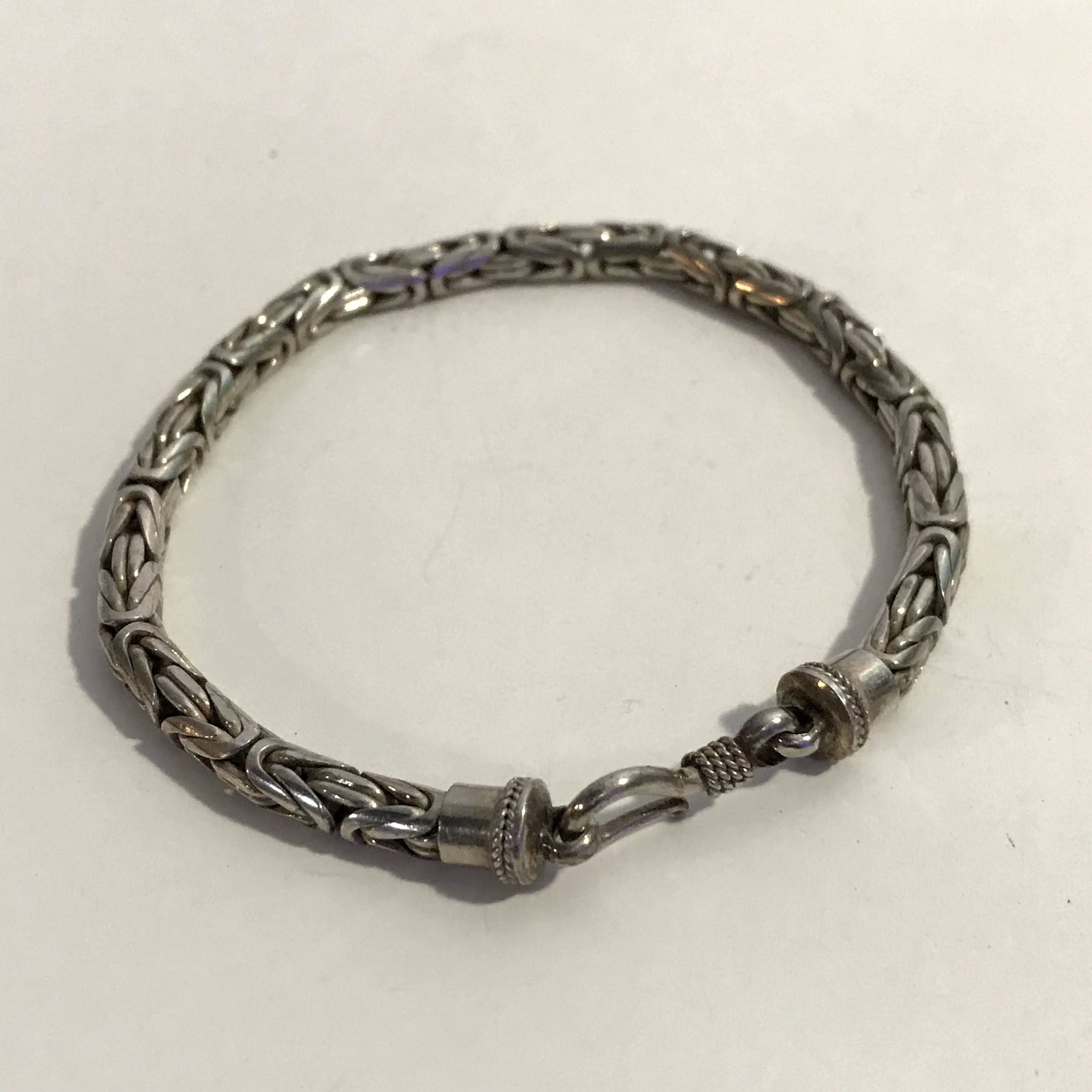 Vintage Men's Sterling Silver Thai Byzantine Chain Link: Vintage Men's Sterling Silver Thai Byzantine Chain Link Rope 7.5" Biker Bracelet Please view all photos as they are part of the description and condition of this Item, Feel free to contact me with que