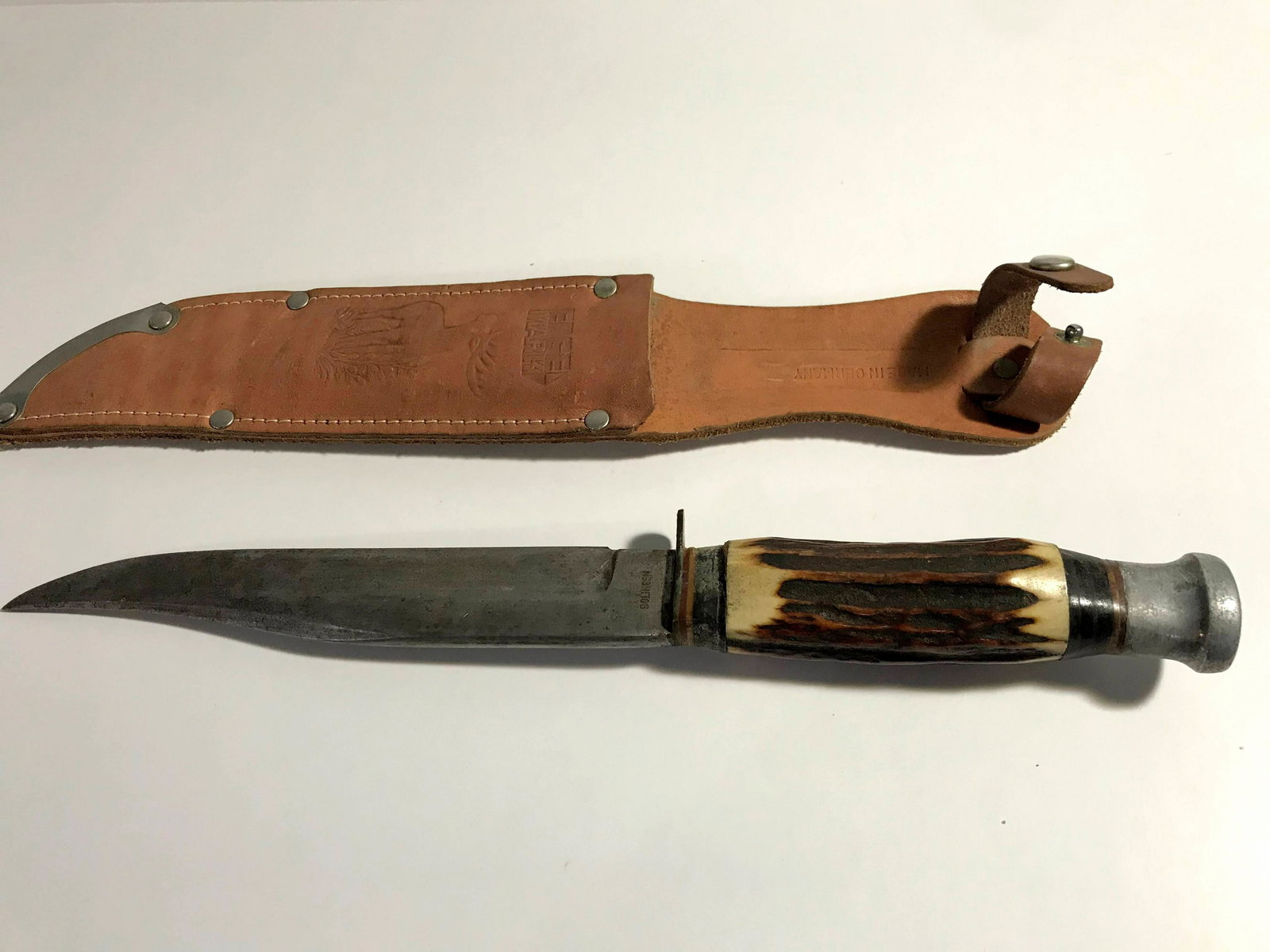 Vintage S.L.Meyer Solingen Germany Hunting Knife w: Vintage S.L.Meyer Solingen Germany Hunting Knife w Sheath Boy Scouts Camp Scene Please view all photos as they are part of the description and condition of this Item, Feel free to contact me with ques