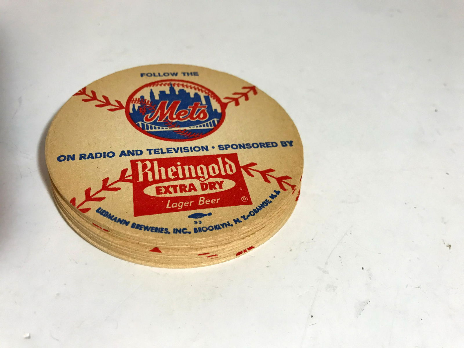 Lot of 10 Mets Rhingold Beer coasters: Mets Rhingold Beer coasters Please view all photos as they are part of the description and condition of this Item, Feel free to contact me with questions or picture requests Used Item AS IS