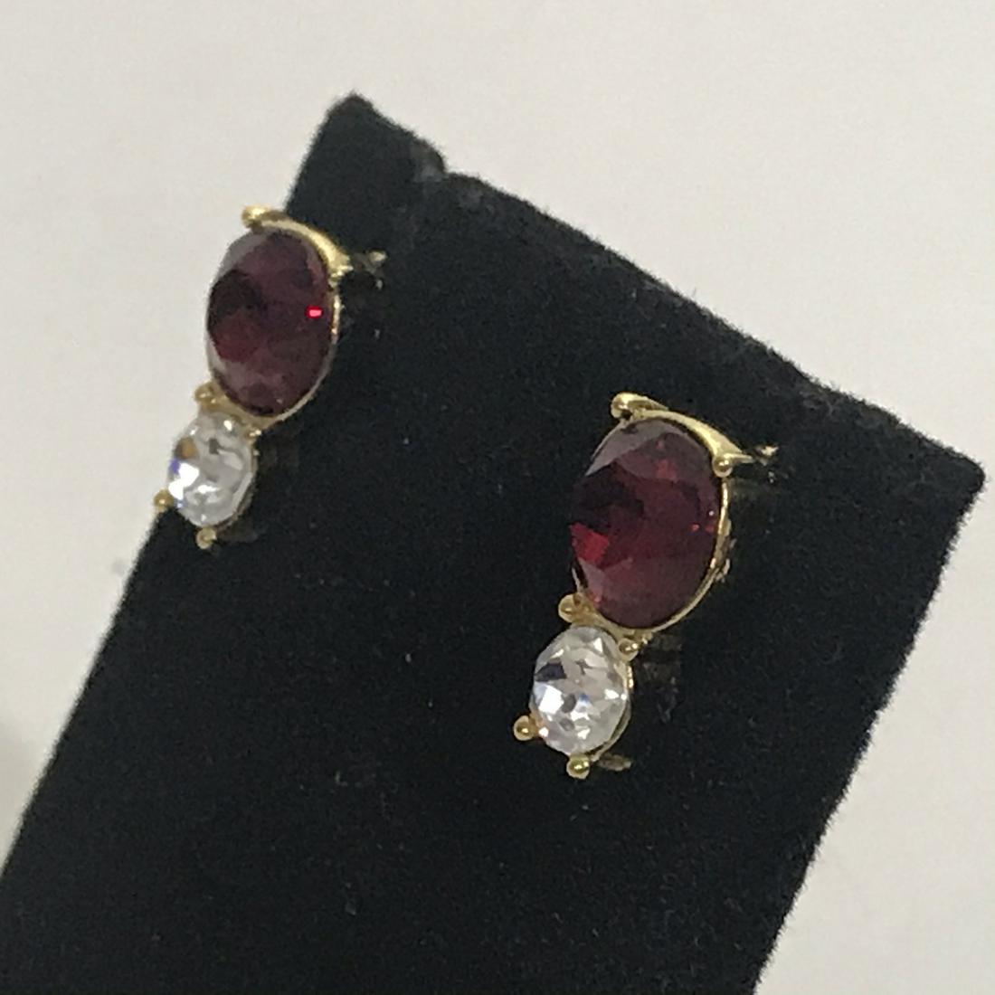 Vintage Trifari Earrings Large Rhinestone Red Stone: Vintage Trifari Earrings Large Rhinestone Red Stone Clip Earrings Please view all photos as they are part of the description and condition of this Item, Feel free to contact me with questions or pictu