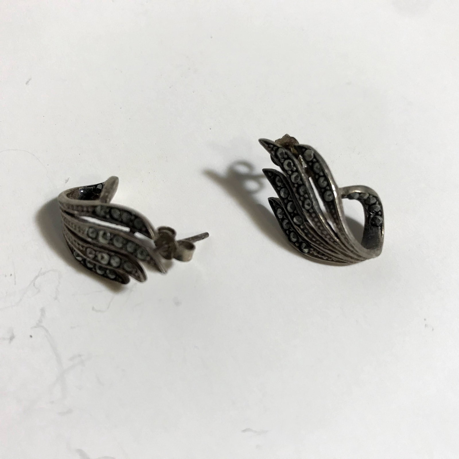 Vintage Pair of Marcasite Sterling Silver .925 Earrings: Vintage Pair of Marcasite Sterling Silver .925 Earrings Please view all photos as they are part of the description and condition of this Item, Feel free to contact me with questions or picture request