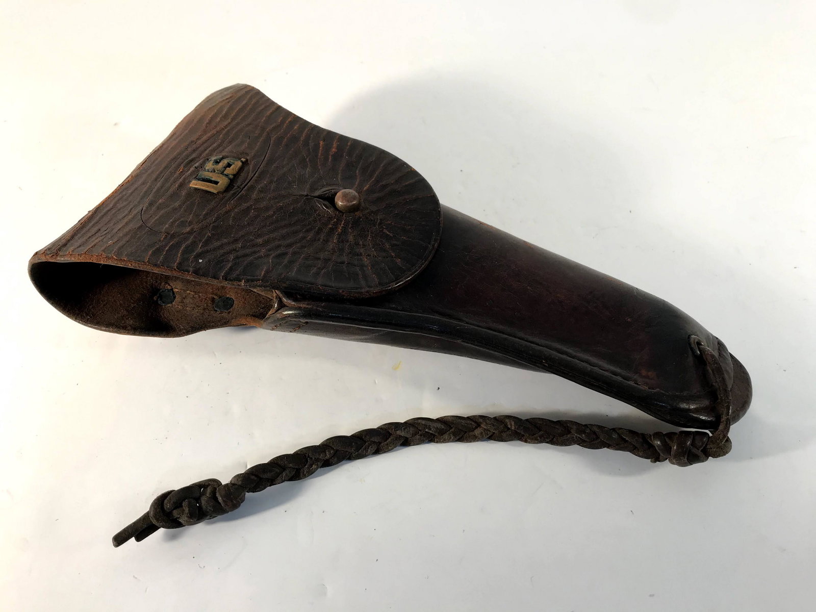 Vintage WWII WW2 US Military Leather Gun Holster For: Vintage WWII WW2 US Military Leather Gun Holster For 1911 Colt 45 Please view all photos as they are part of the description and condition of this Item, Feel free to contact me with questions or pictu