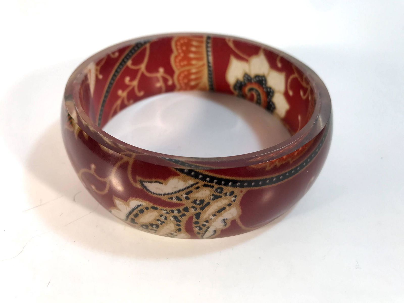 Beautiful Vintage Bangle Flower Bracelet 2 3/4": Beautiful Vintage Bangle Flower Bracelet 2 3/4" Please view all photos as they are part of the description and condition of this Item, Feel free to contact me with questions or picture requests! Used