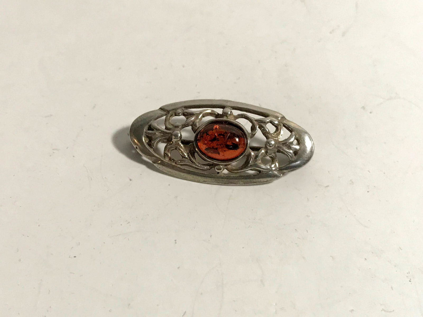 Lovely Vintage Sterling Silver Genuine BALTIC AMBER (1 of 5)
