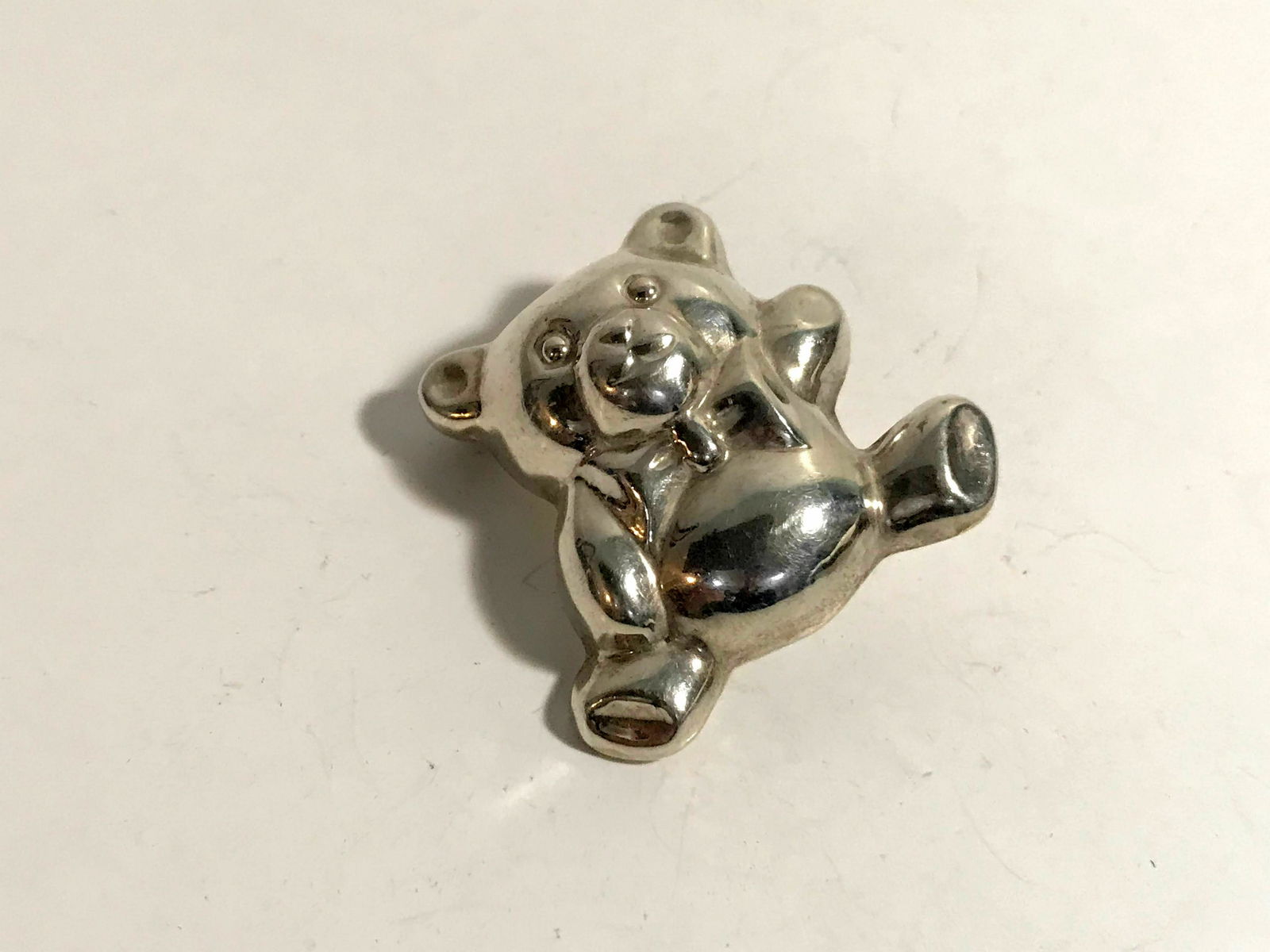 Vtg sterling silver teddy bear pin brooch 9 Grams (1 of 4)