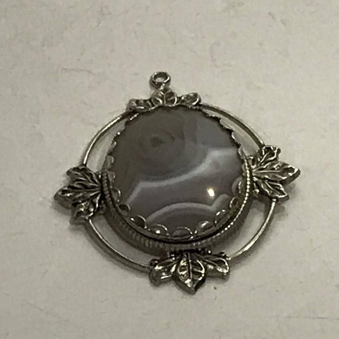 Nice Silvertone Stone Pendant (1 of 4)