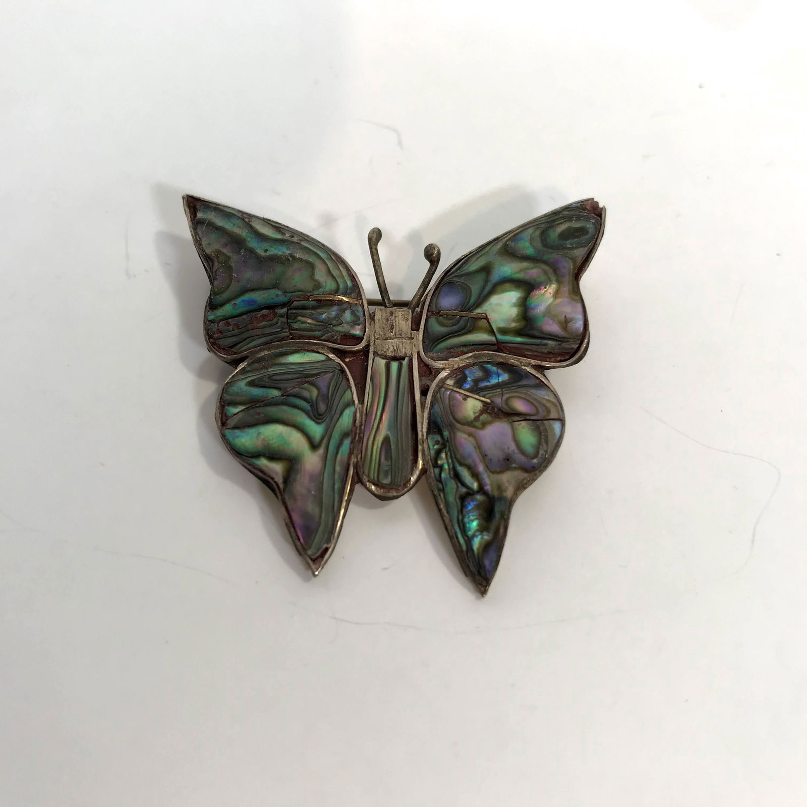 Silver & abalone shell vintage Art Deco antique: Silver & abalone shell vintage Art Deco antique butterfly brooch 1 1/2" Please view all photos as they are part of the description and condition of this Item, Feel free to contact me with questions or