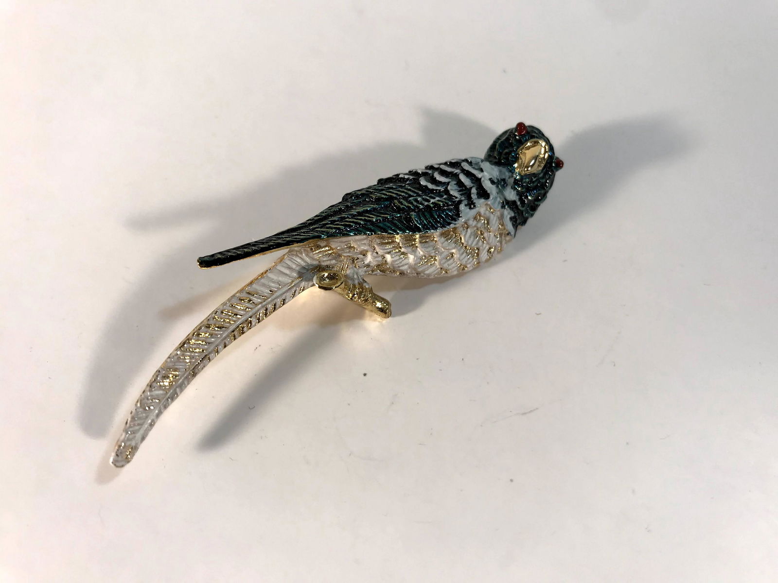 Vintage Beautiful Brooch Pin Gold Tone Bird Parrot (1 of 4)