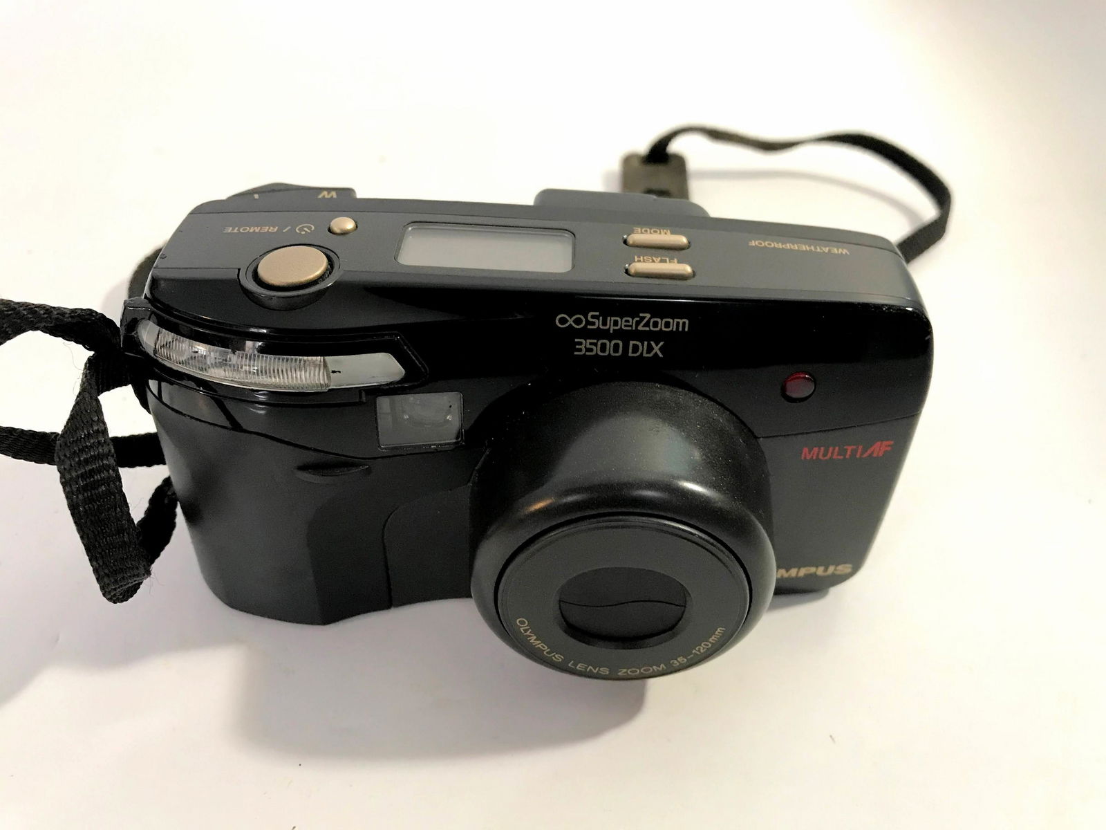 Olympus Super Zoom 3500 DLX 35mm Film Camera Tested (1 of 6)