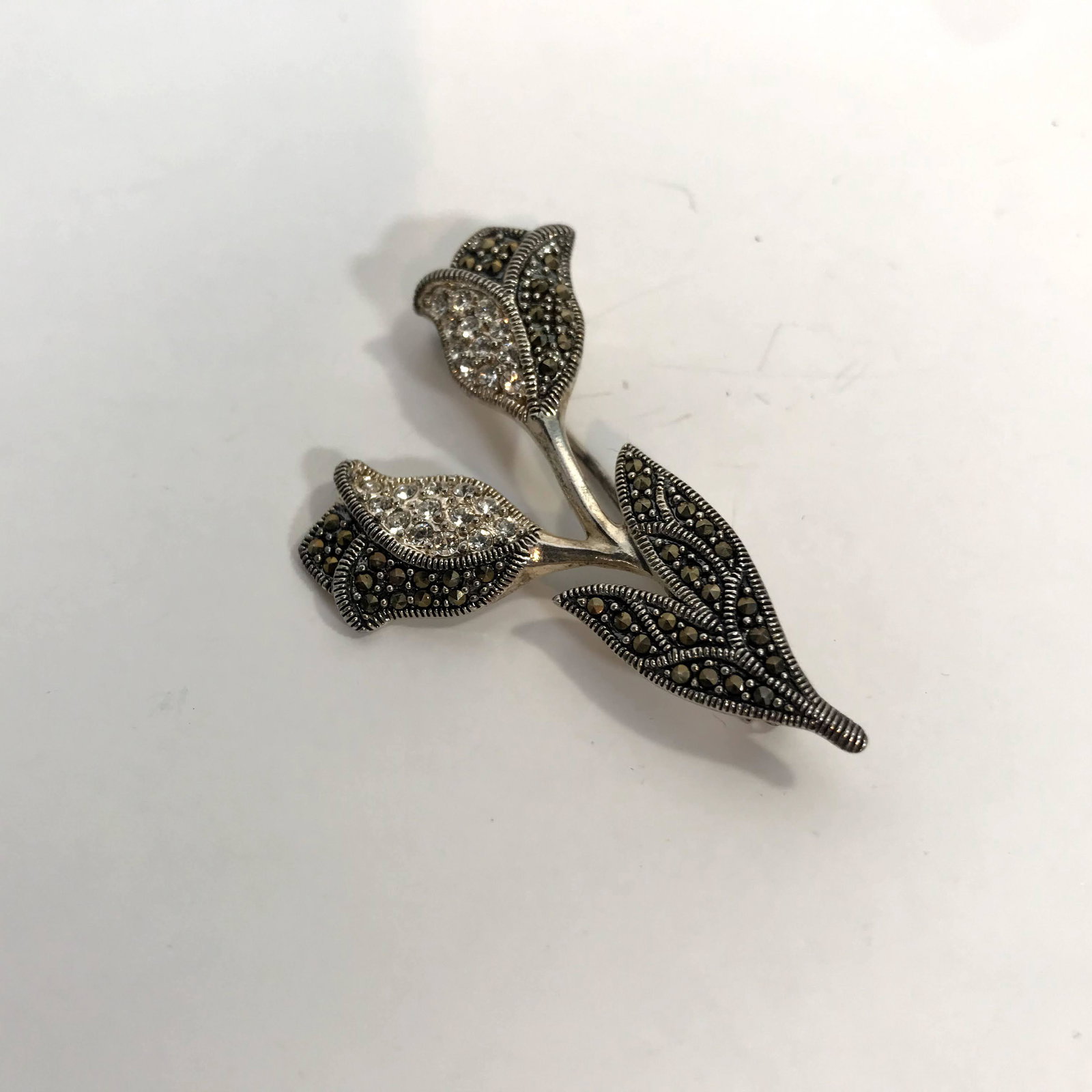 Vintage Sterling Silver Marcasite Flower Brooch Pin 2": Vintage Sterling Silver Marcasite Flower Brooch Pin 2" Please view all photos as they are part of the description and condition of this Item, Feel free to contact me with questions or picture requests