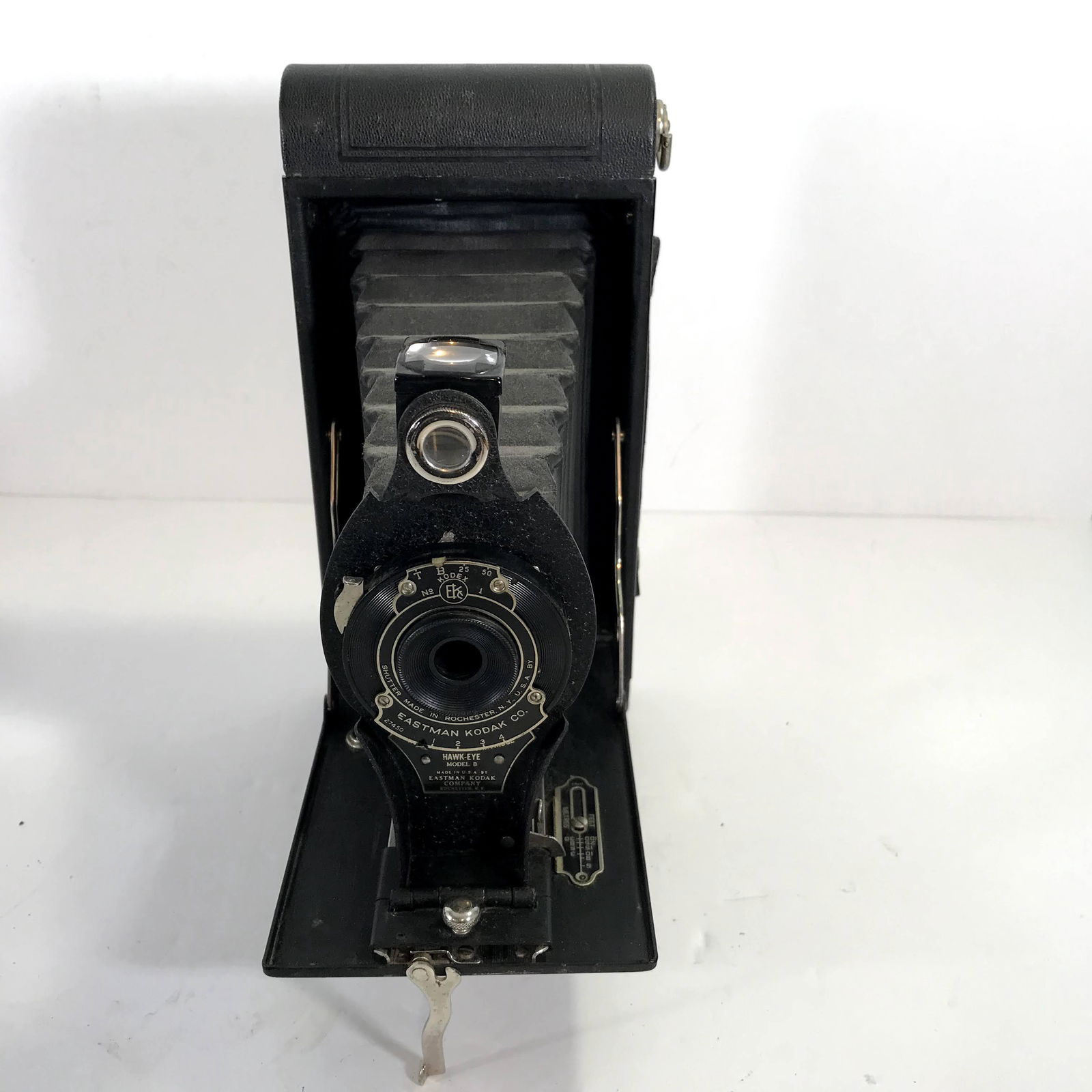 Antique Vintage Eastman Kodak #3A Folding Hawkeye Model (1 of 4)