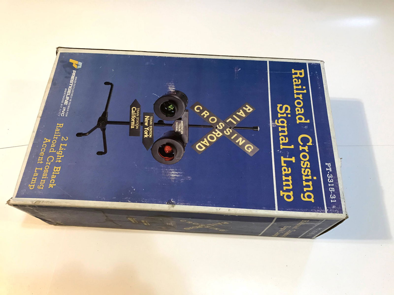 Railroad Crossing Signal Green & Red Lights Desk Lamp (1 of 3)